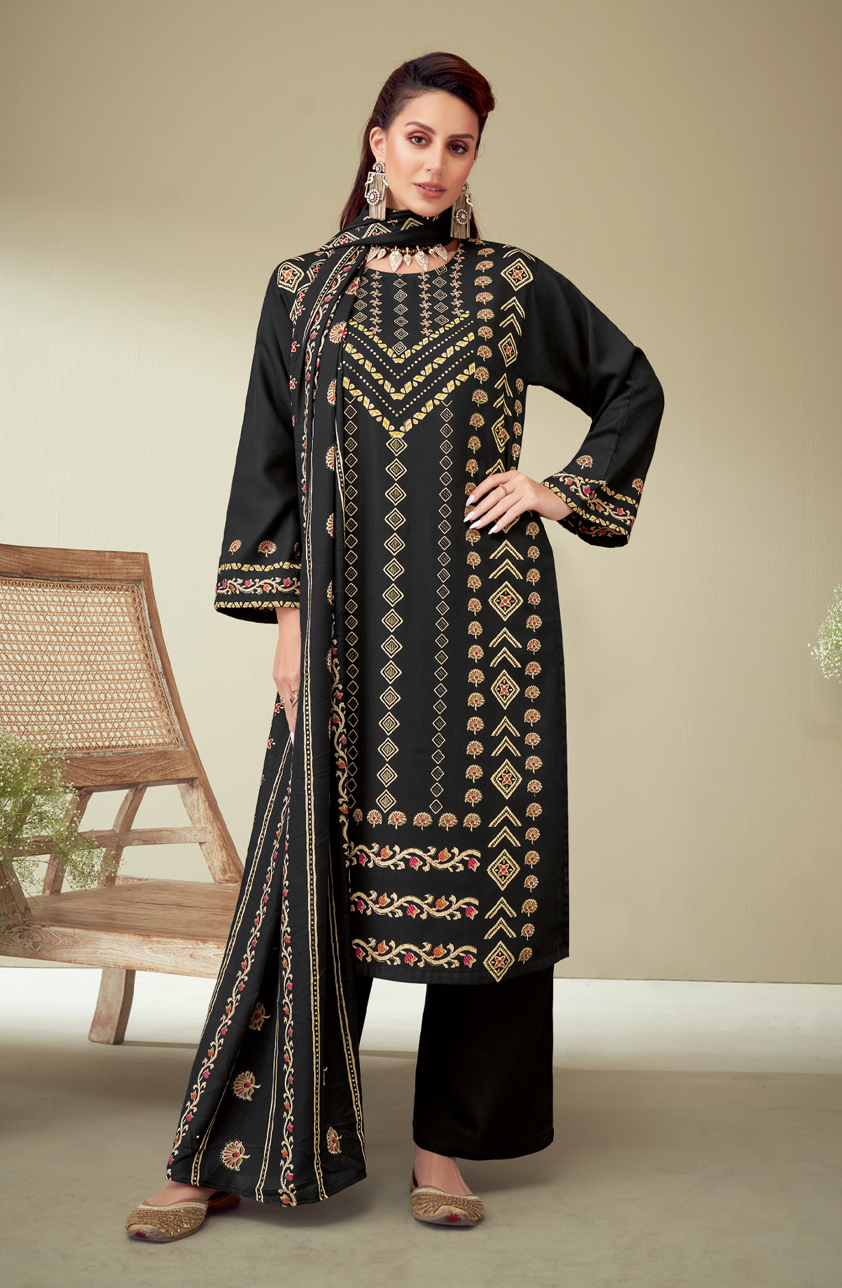 Black Spun Digital Printed Unstitched Salwar Suit - BAT470