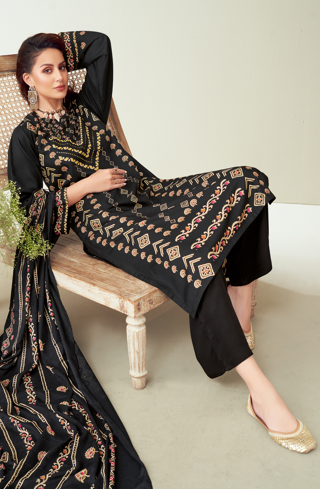 Black Spun Digital Printed Unstitched Salwar Suit - BAT470