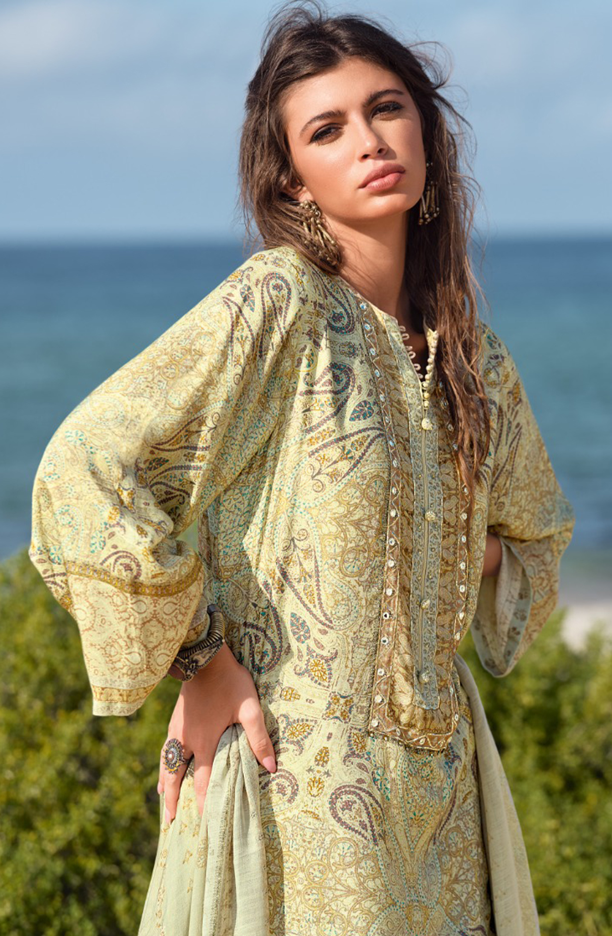 Crepe Unstitched Beautiful Suit - Set - CRECS02