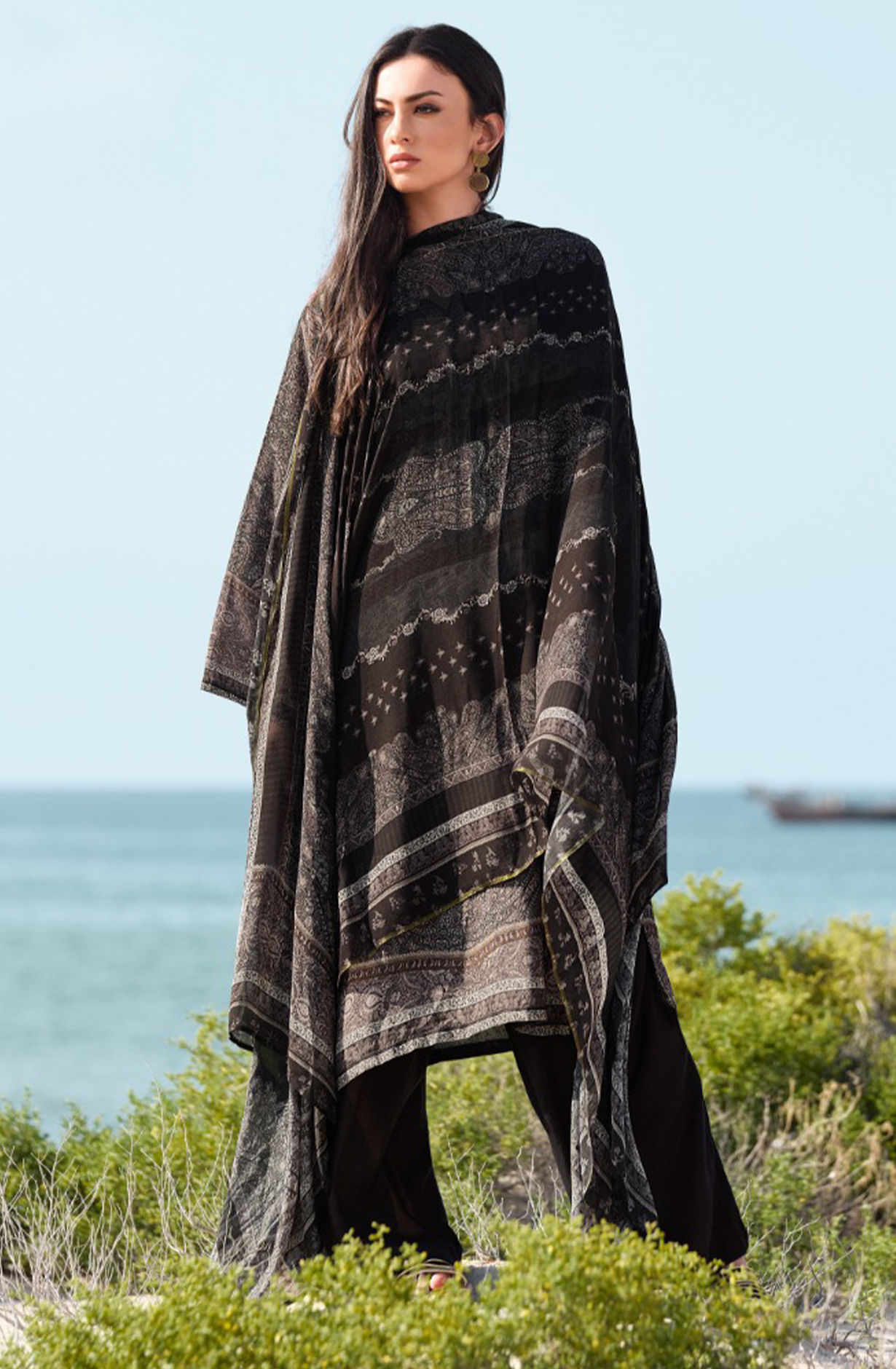 Crepe Unstitched Beautiful Suit - Set - CRECS03