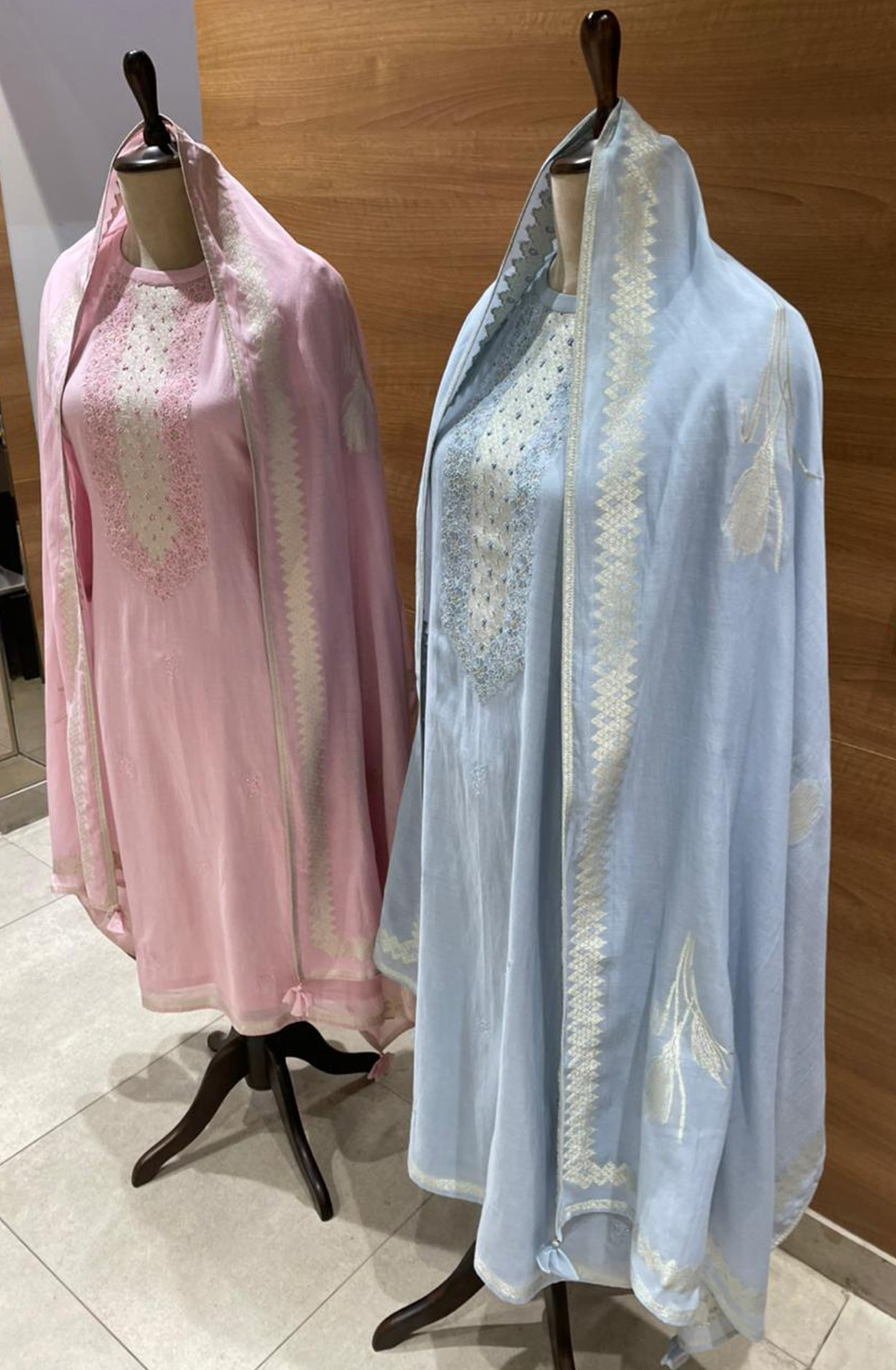 Blue Mul chanderi Beautiful Unstitch Suit Set with Dupatta - R157-SPR2629A