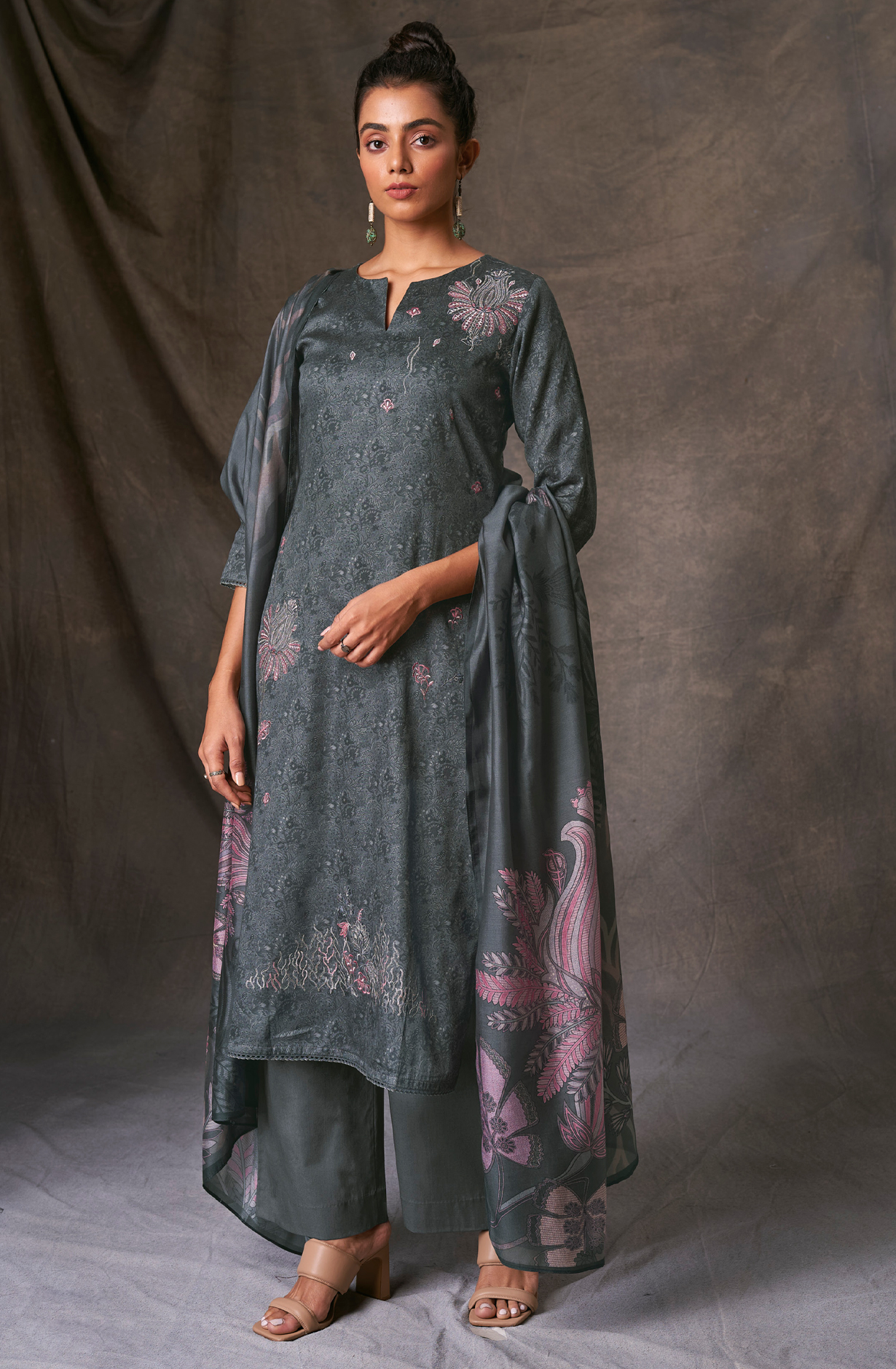 Grey Cotton Digital Printed Unstitched Salwar Kameez - DELS1825B