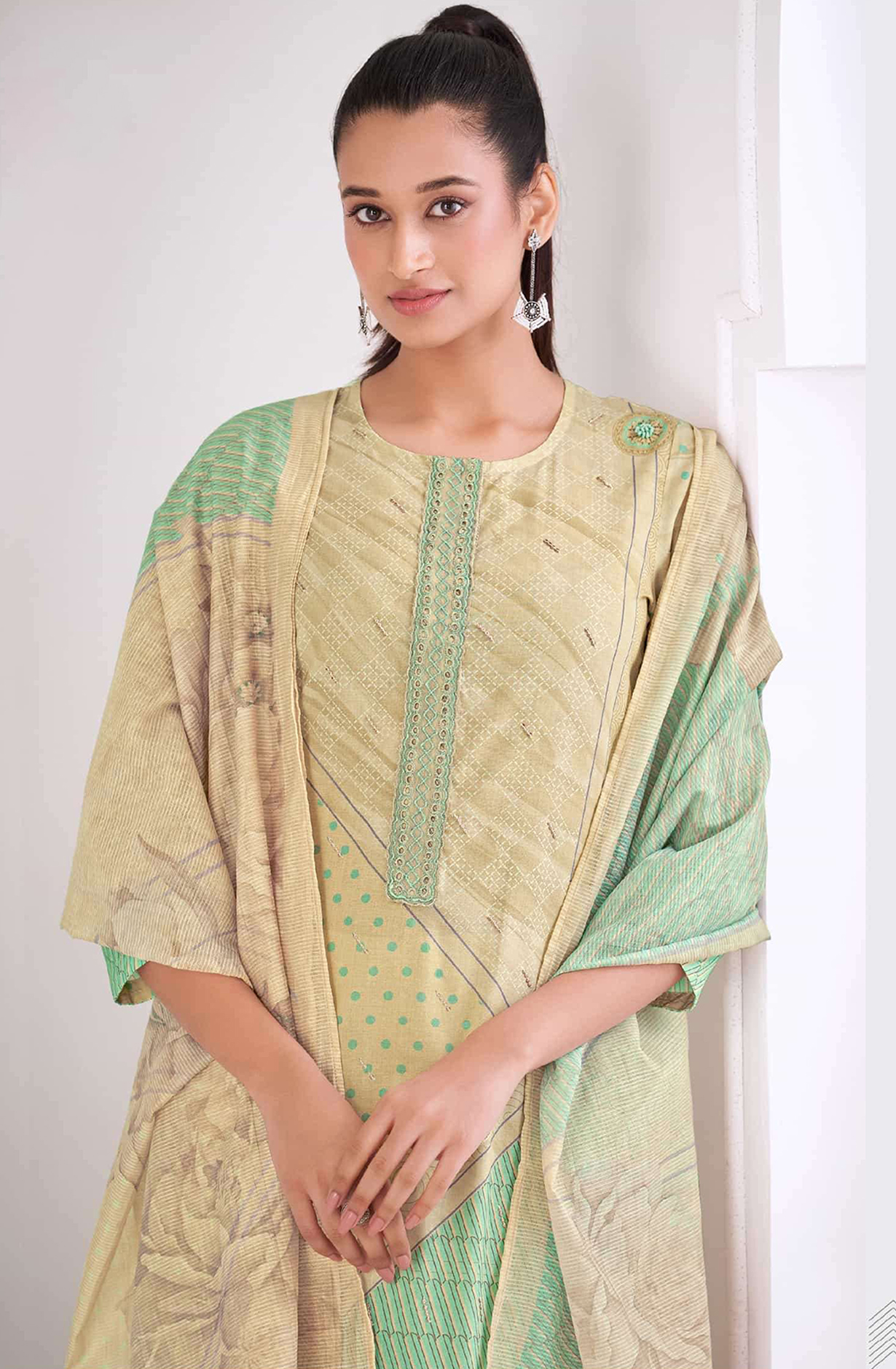 Green Pure Cotton Lawn Digital Printed Suit - DIV820