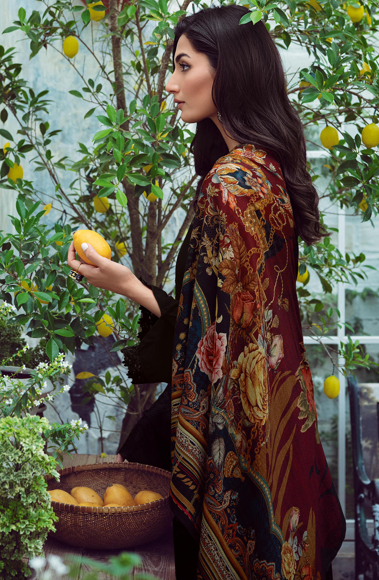 Black Viscose Muslin Suit with Dupatta - DREDM03