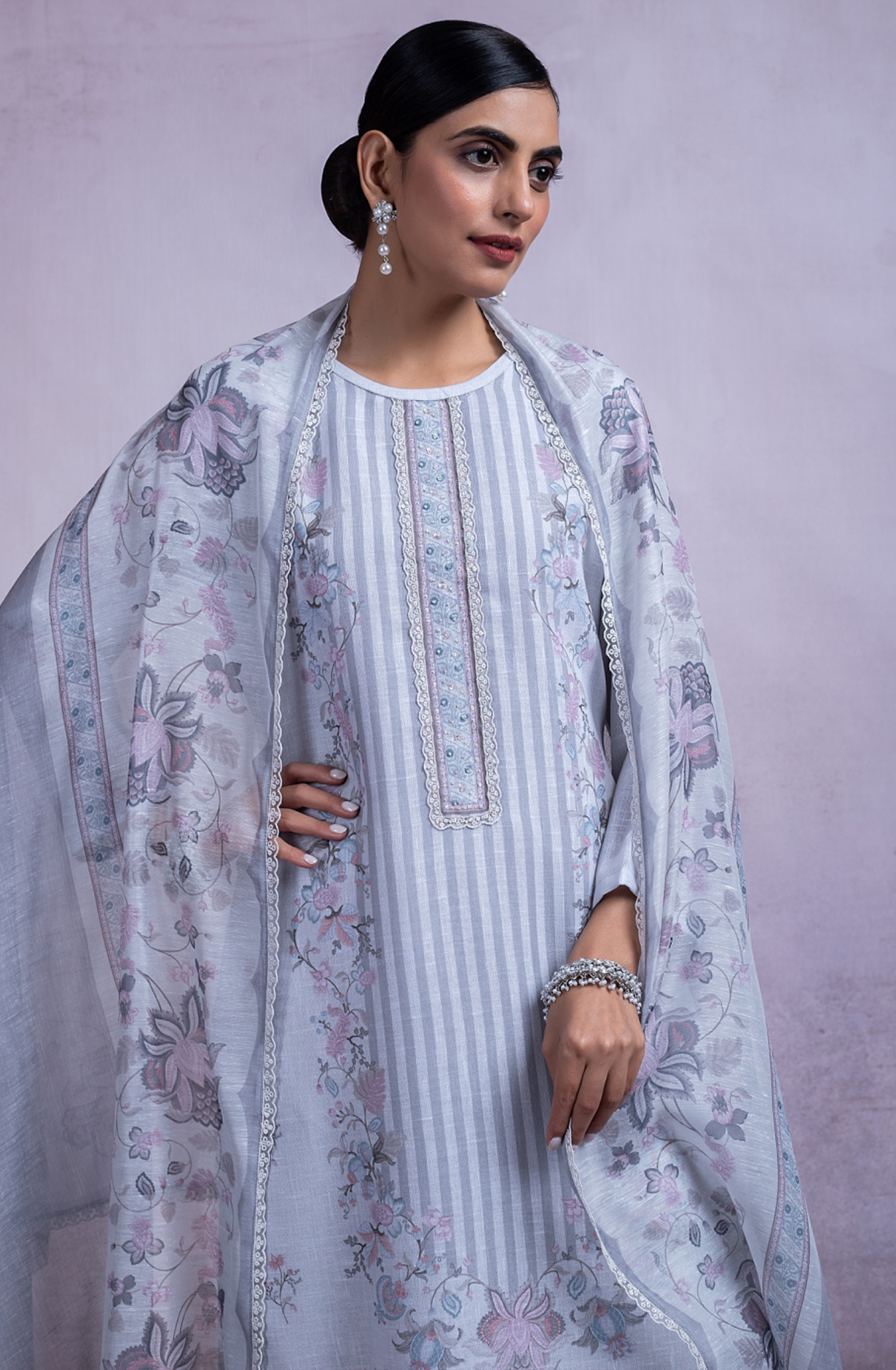 Grey linen Printed Suit with linen Dupatta - DRU2494A