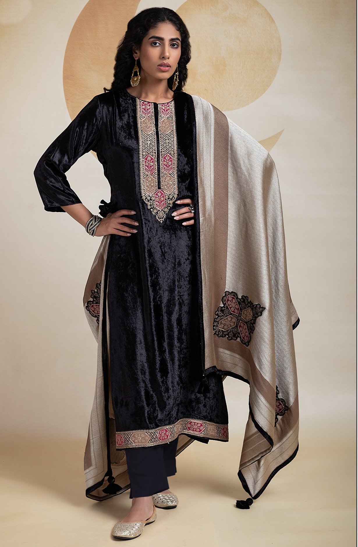 Black Velvet Embroideried and Handworked Suit with Beautiful Dupatta - R157-SPR2068