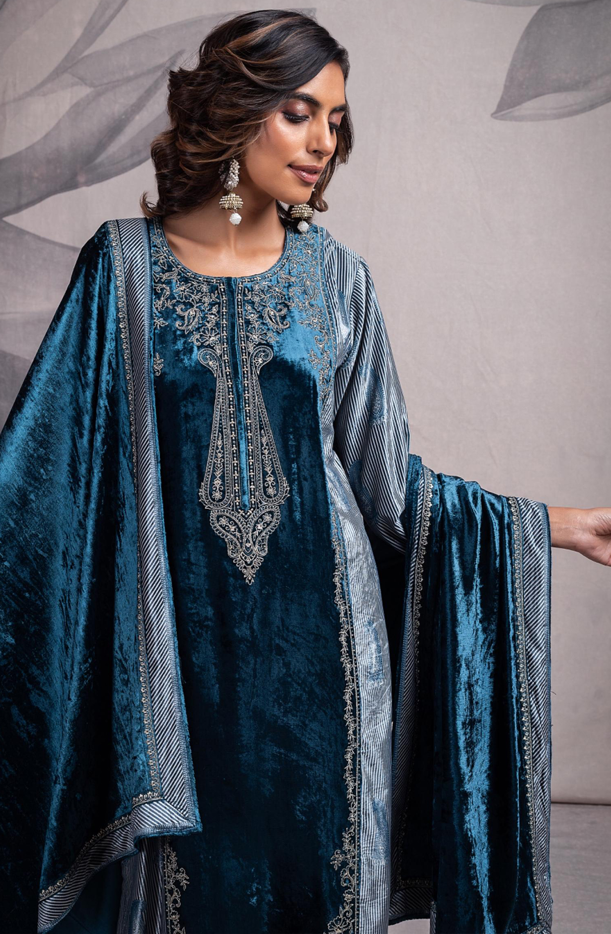 Pure Velvet Suit Set with Beautiful Dupatta - HAN2238A