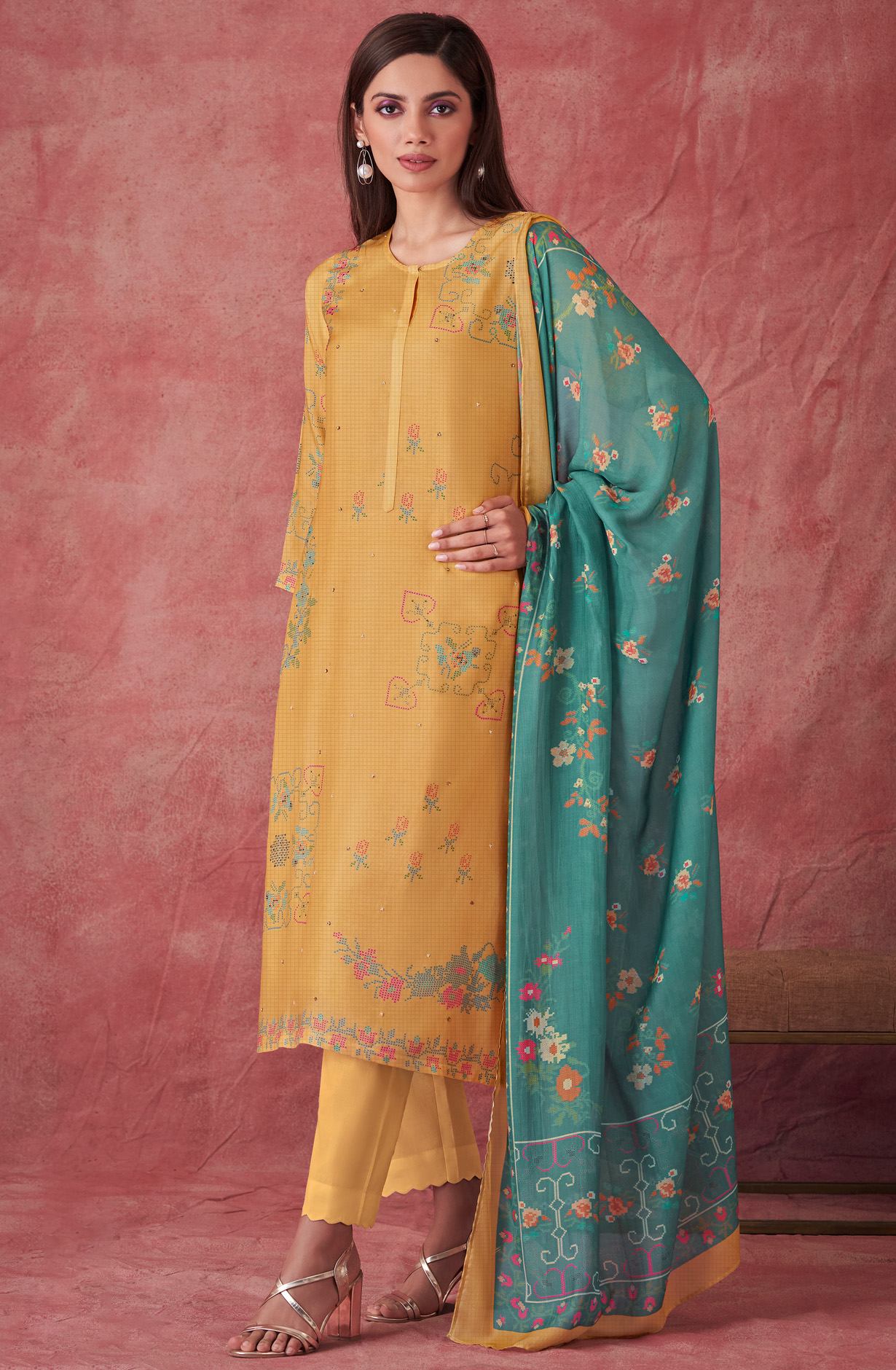 Mustard Yellow Muslin Silk Digital Printed Suit with Organza Dupatta - CRO726