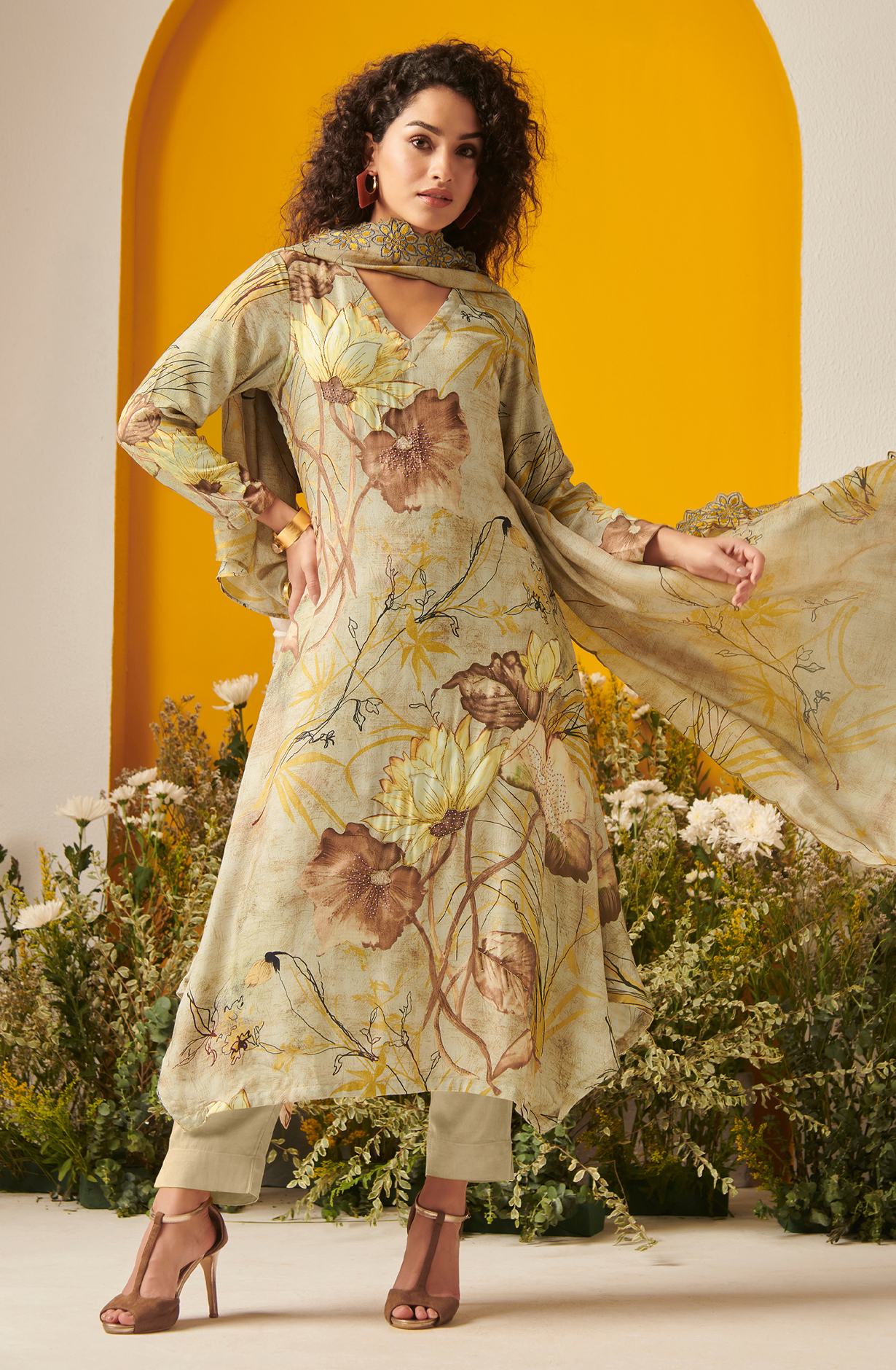 Pashmina Off-white Unstitched Salwar Kameez - FRE905