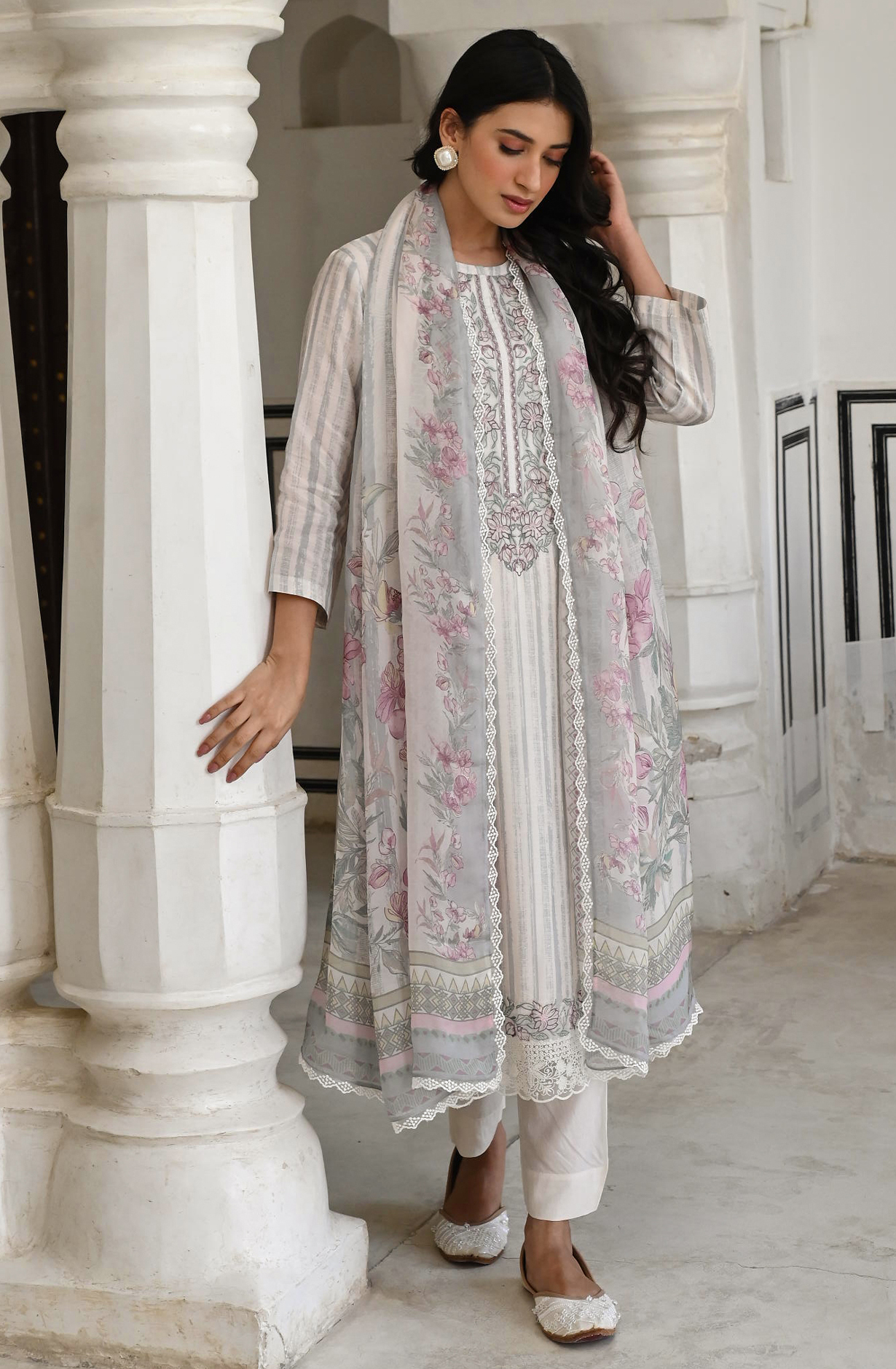 Cream and Grey Beautiful Pure Muslin Salwar Suit with Organza Dupatta - MAZ2220