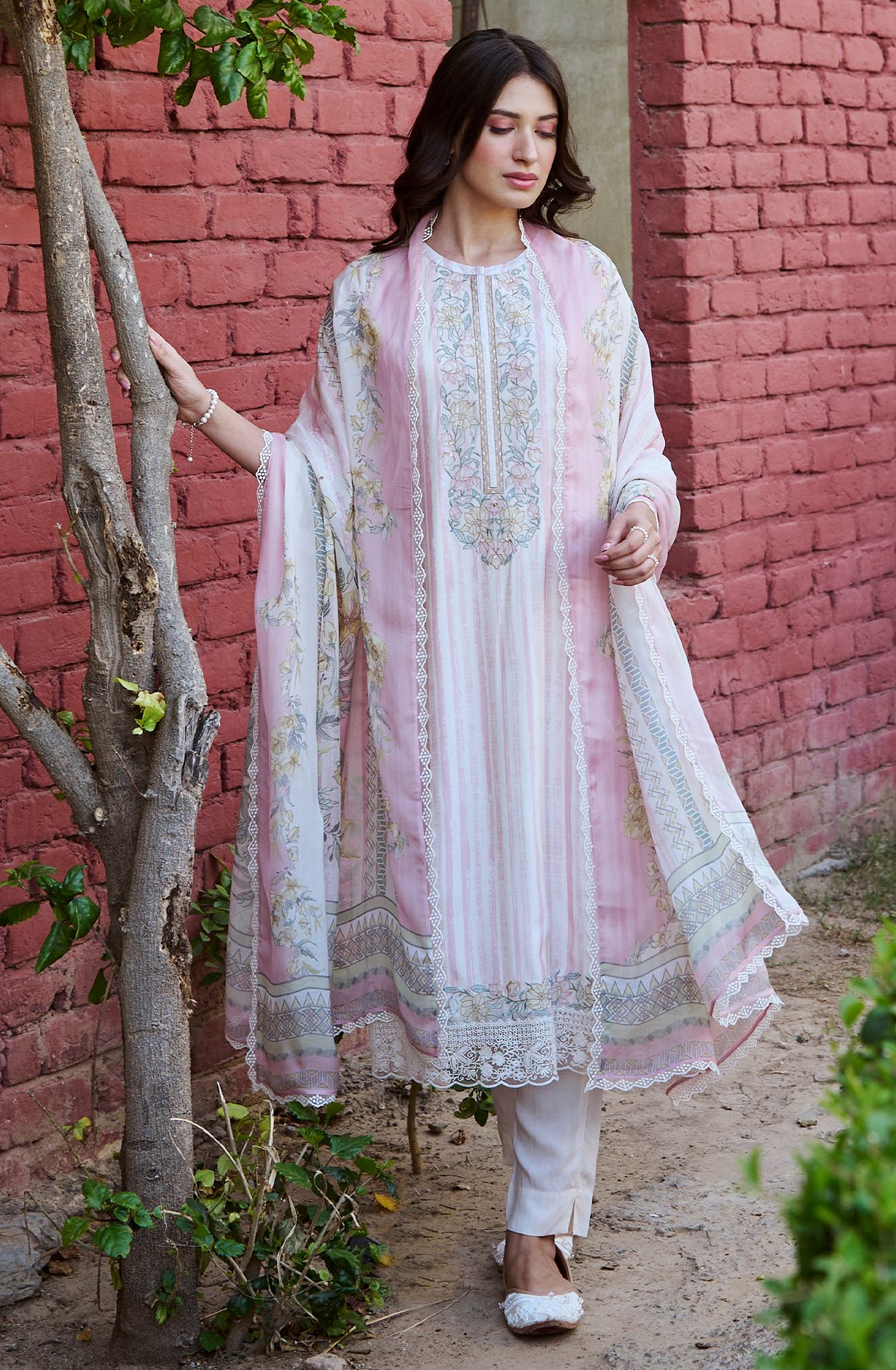 Cream and Mauve Beautiful Pure Muslin Salwar Suit with Organza Dupatta - MAZ2219
