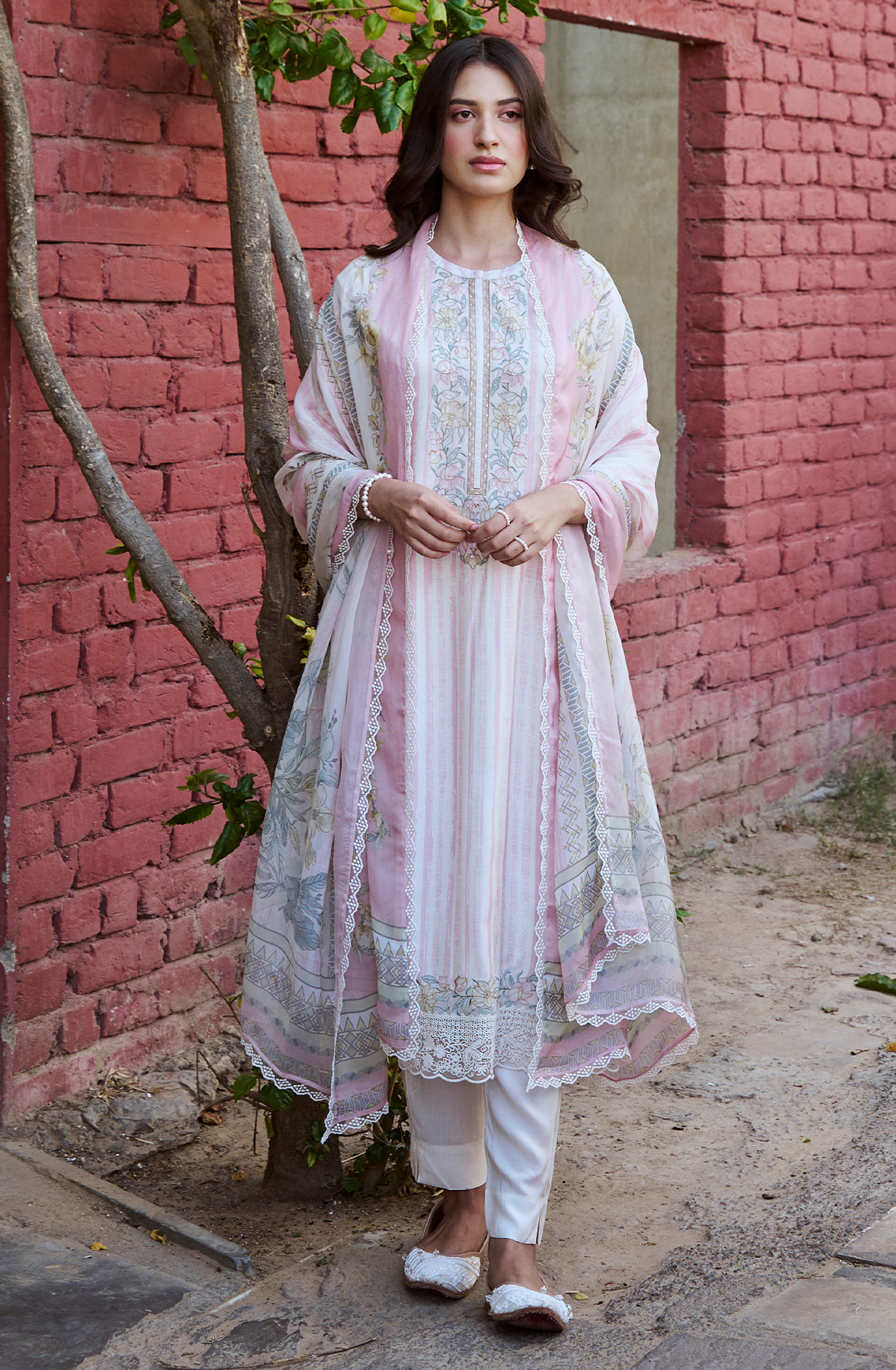 Cream and Mauve Beautiful Pure Muslin Salwar Suit with Organza Dupatta - MAZ2219