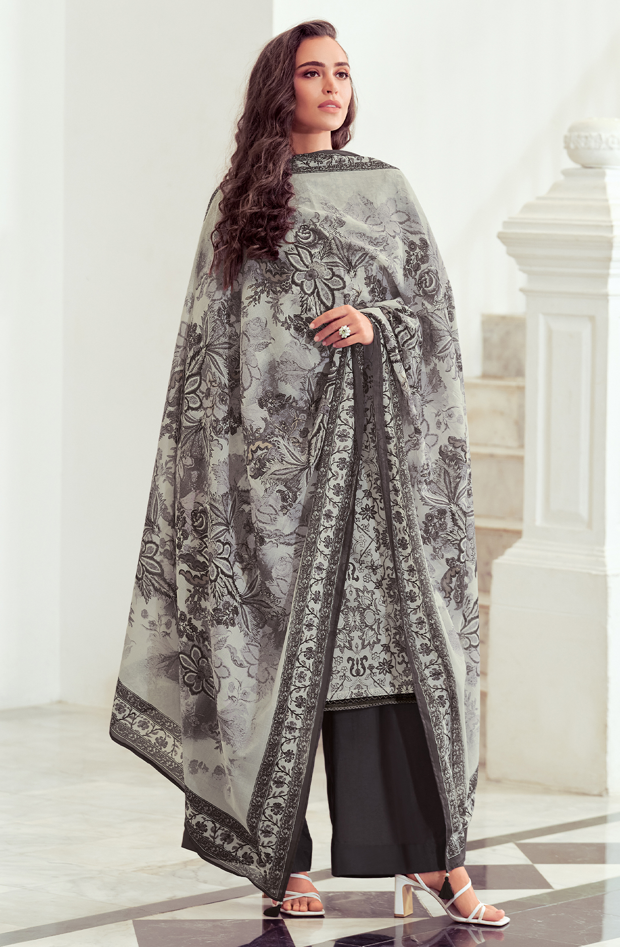 Off-white Grey Cotton Digital Printed Lace Work Unstitched Salwar Kameez - AVY02