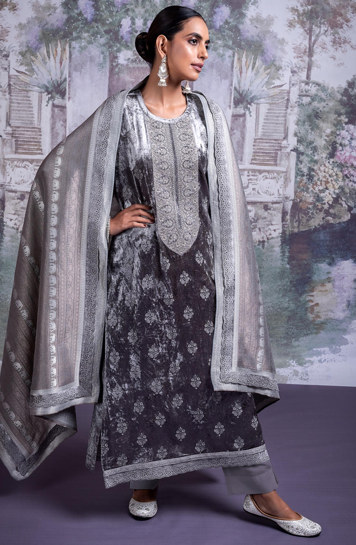 Pure Velvet Suit with Embroidery and Handwork Suit Set- ELA2339C
