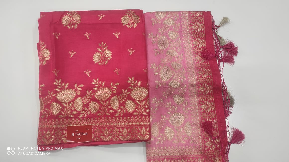Pink Silk Jacquard Suit Set with Tissue Organza Dupatta- EMP-287054