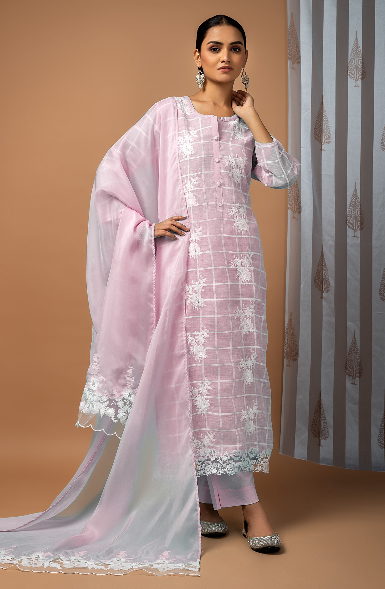 Baby Pink Linen Beautiful Embroidered Suit with Organza Dupatta - FAU1886D
