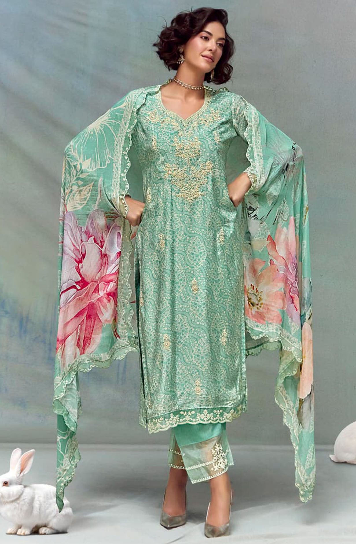 Green Muslin Printed Suit Set with Dupatta- FLO9691