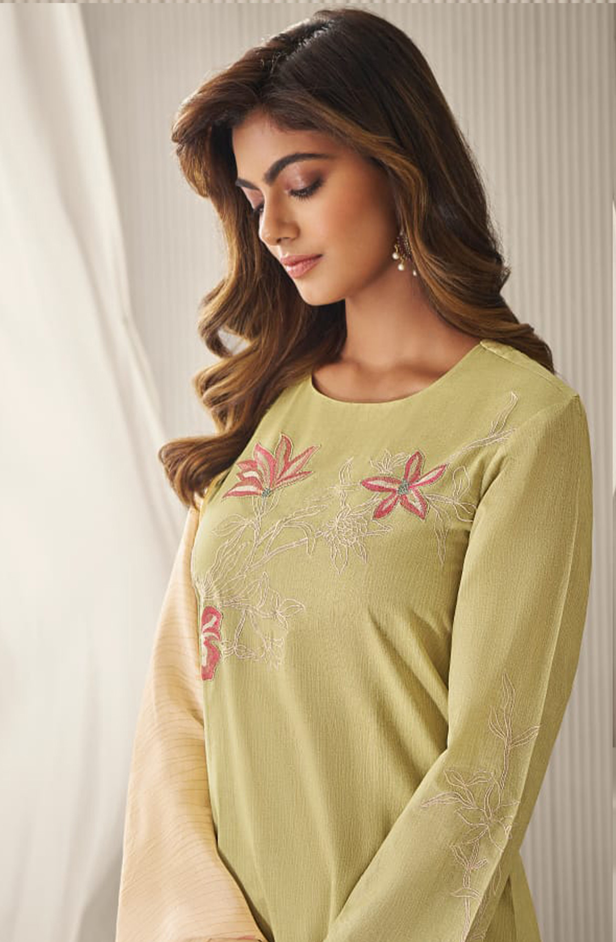 Green Cotton Suit with Muslin Dupatta - FRI7061B