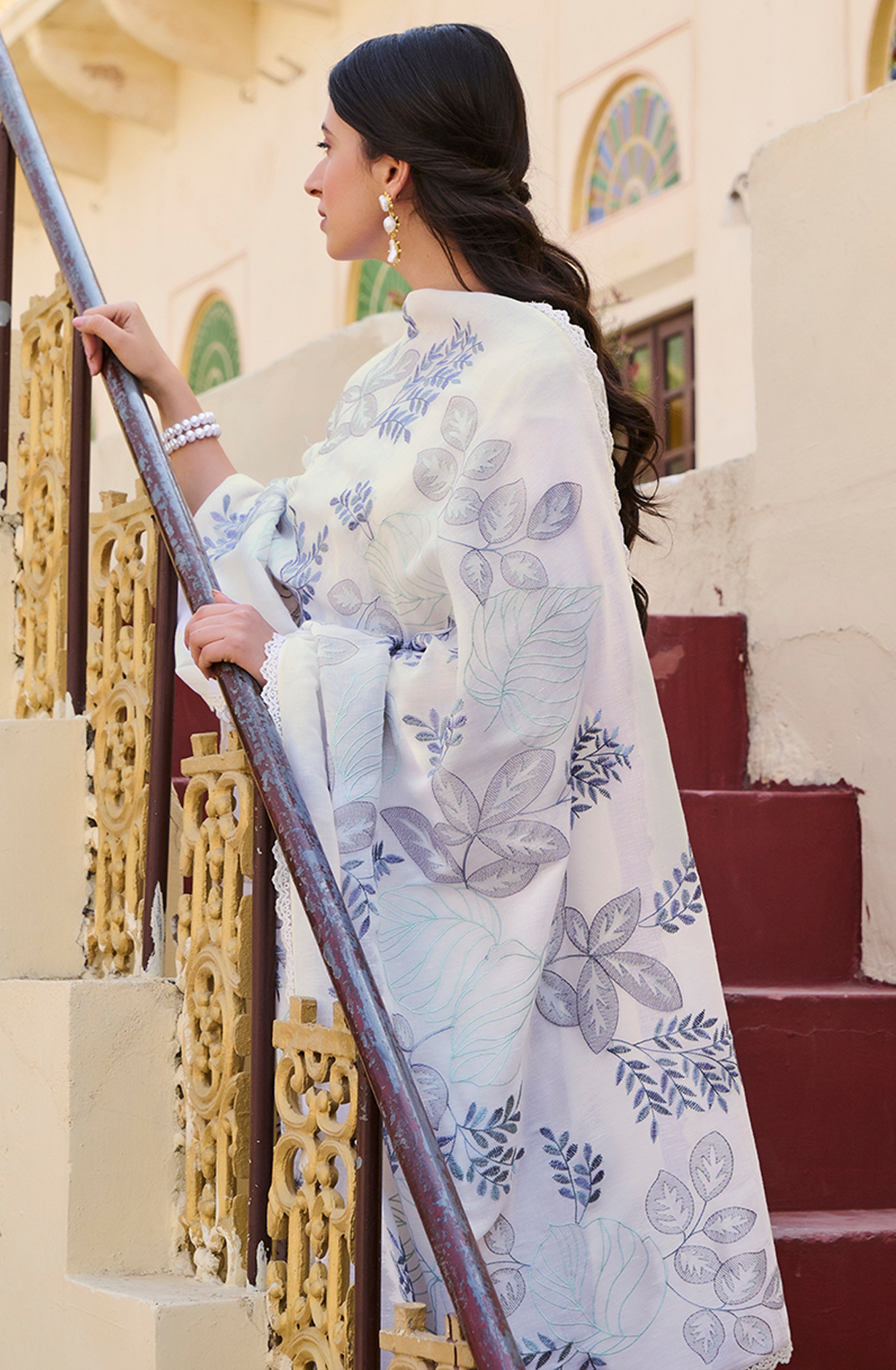Off-white Luxury Linen Embroidered Salwar Kameez with Trendy Dupatta - FUS2216B
