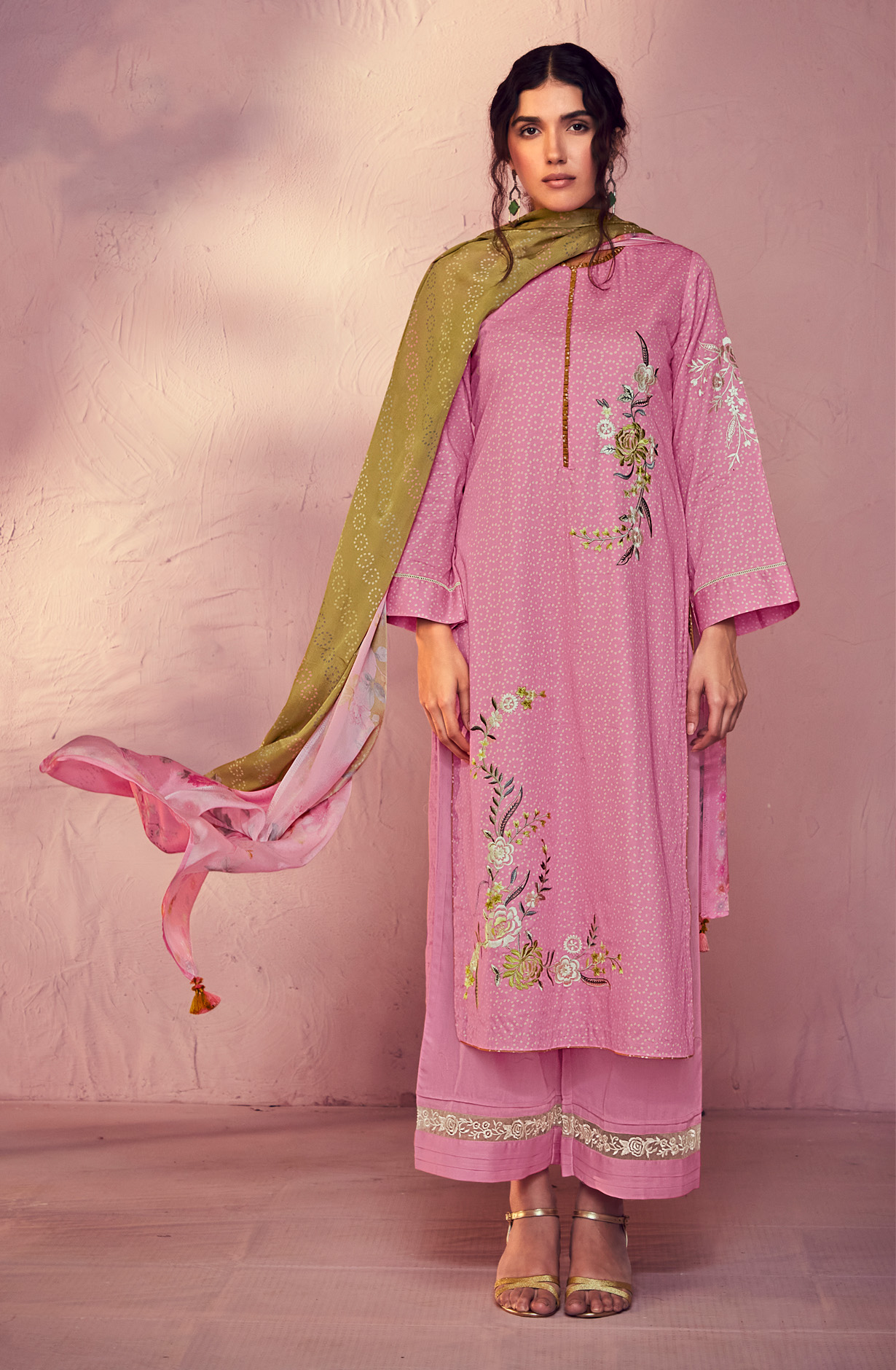 Pink Cotton Beautiful Bandhej Print with Embroidery Salwar Suit - GAR9118
