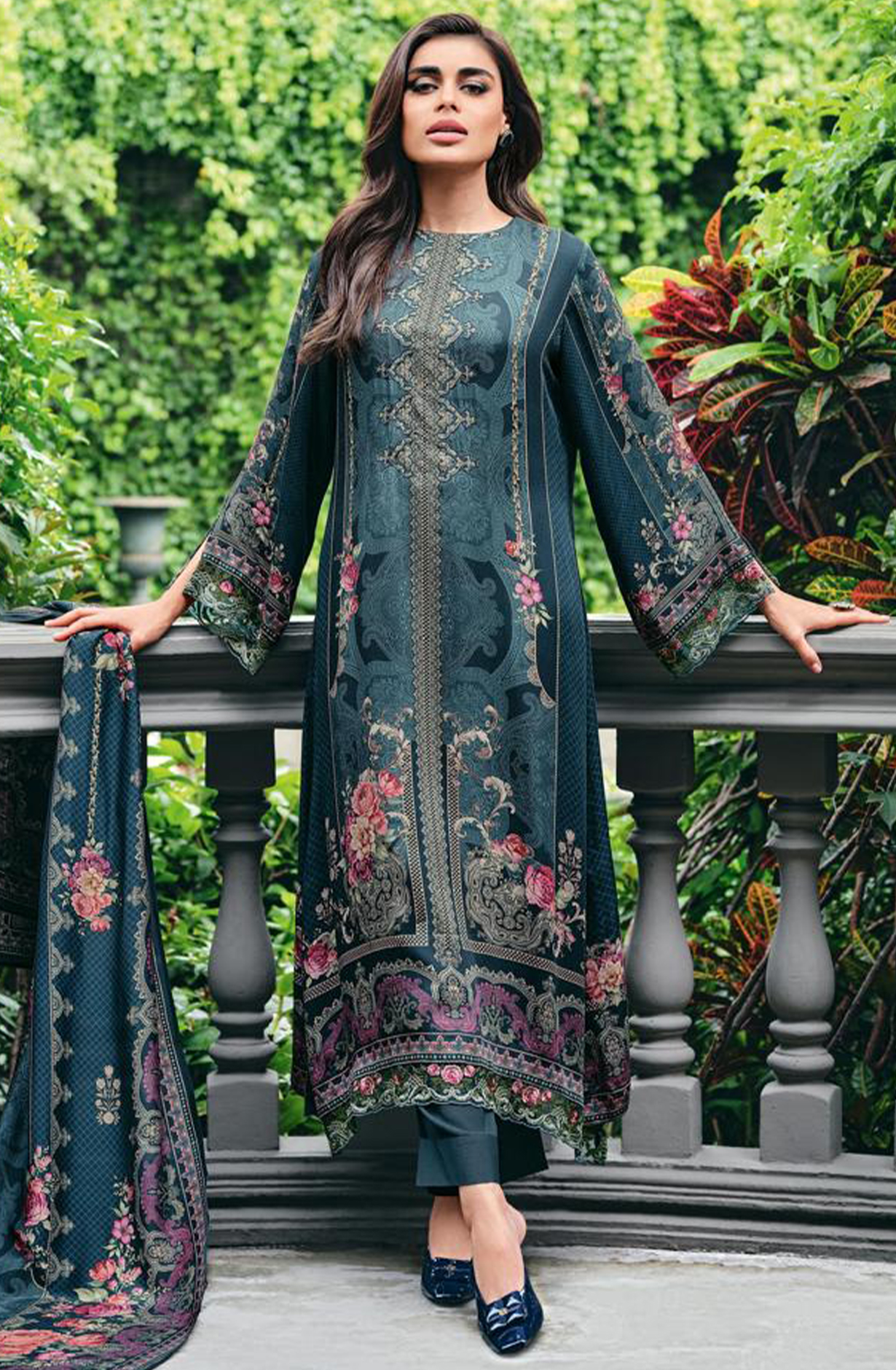 Teal Muslin Digital Printed with Handwork Suit Set - GEI02