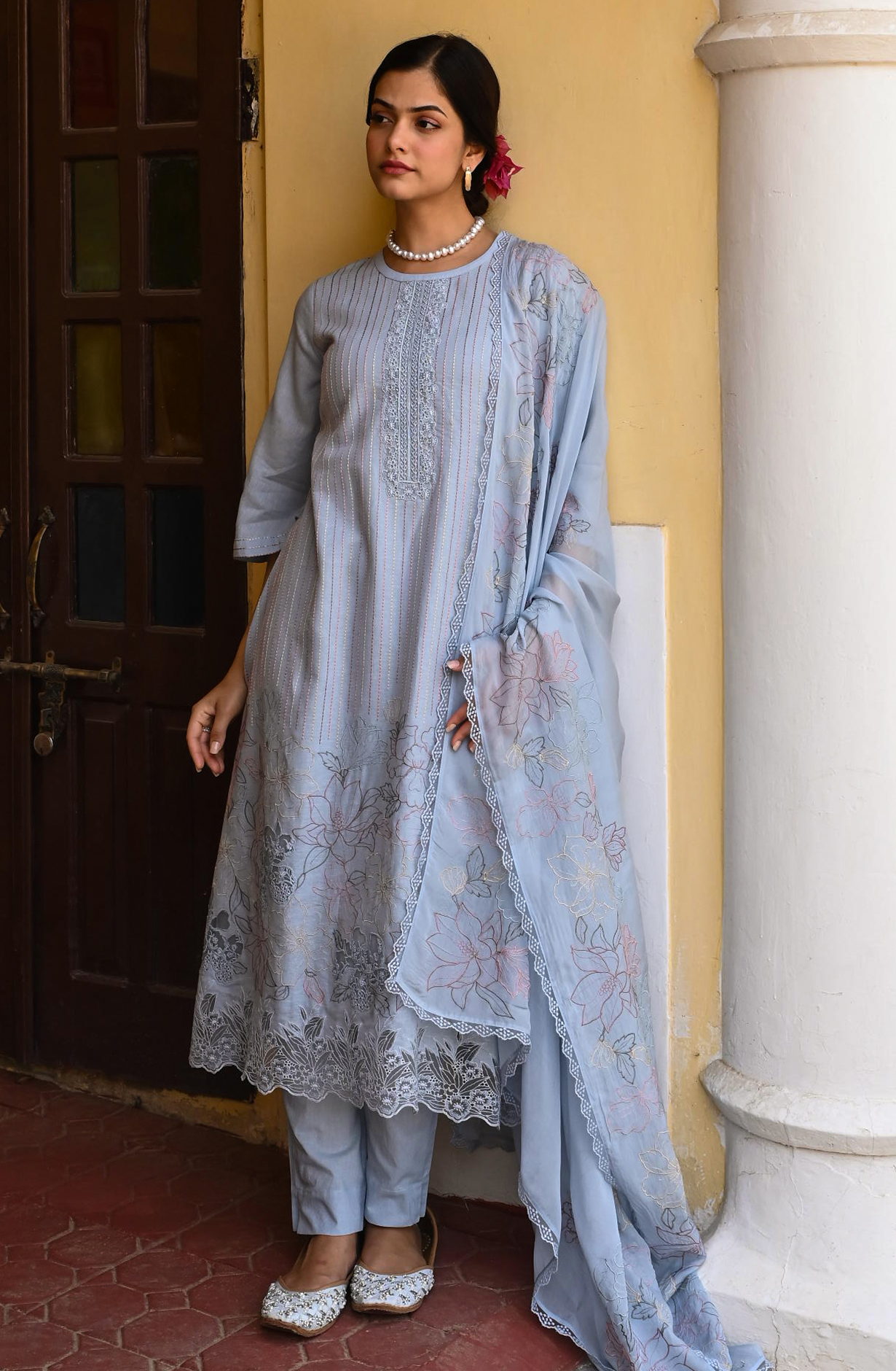 Pastel Blue Linen Beautiful Kantha with Embroidery Unstitched Suit with Organza Dupatta - GLA2259A