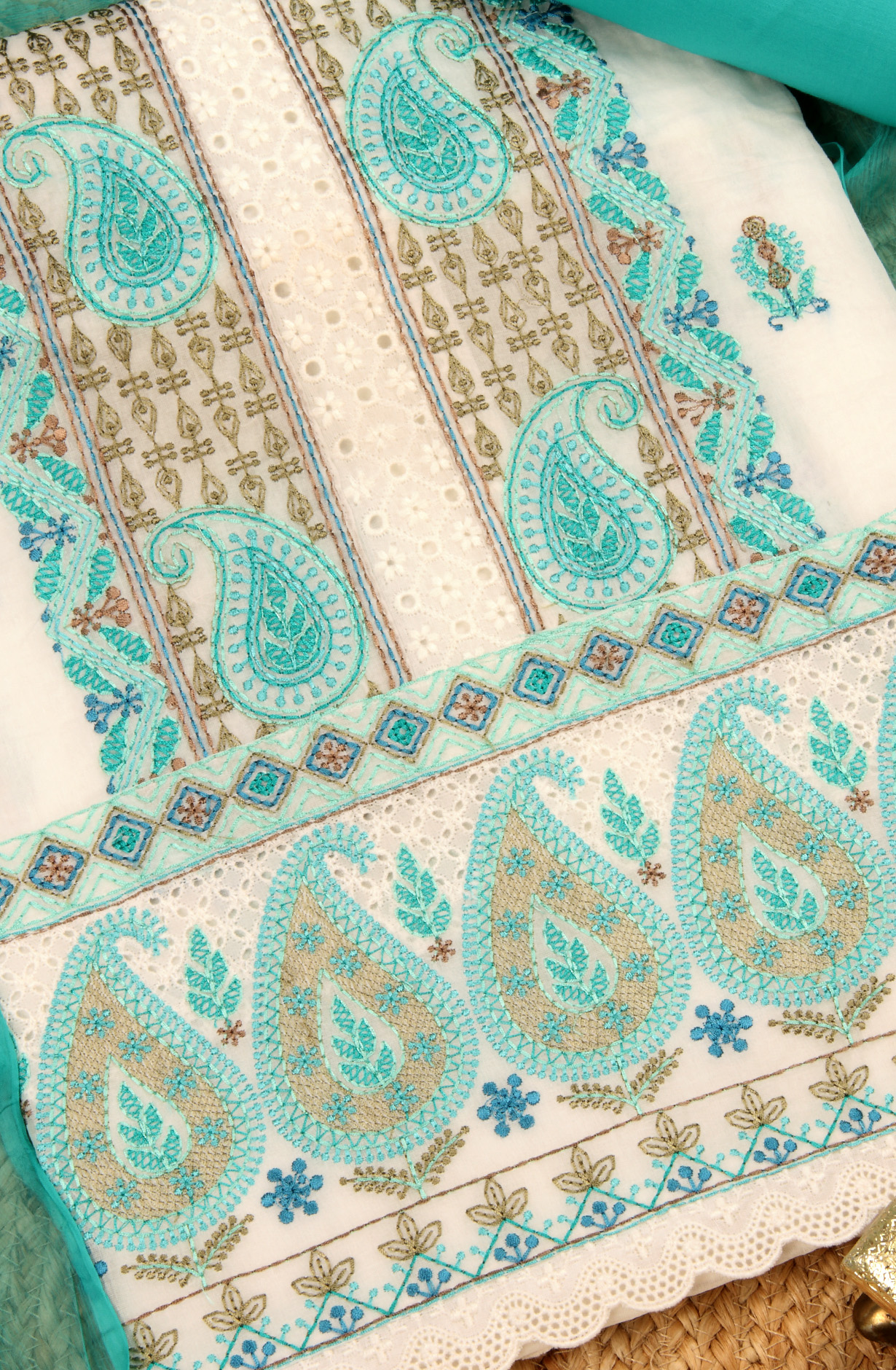 White Cotton Embroidered Salwar Kameez with Chiffon Dupatta - GOO1940B