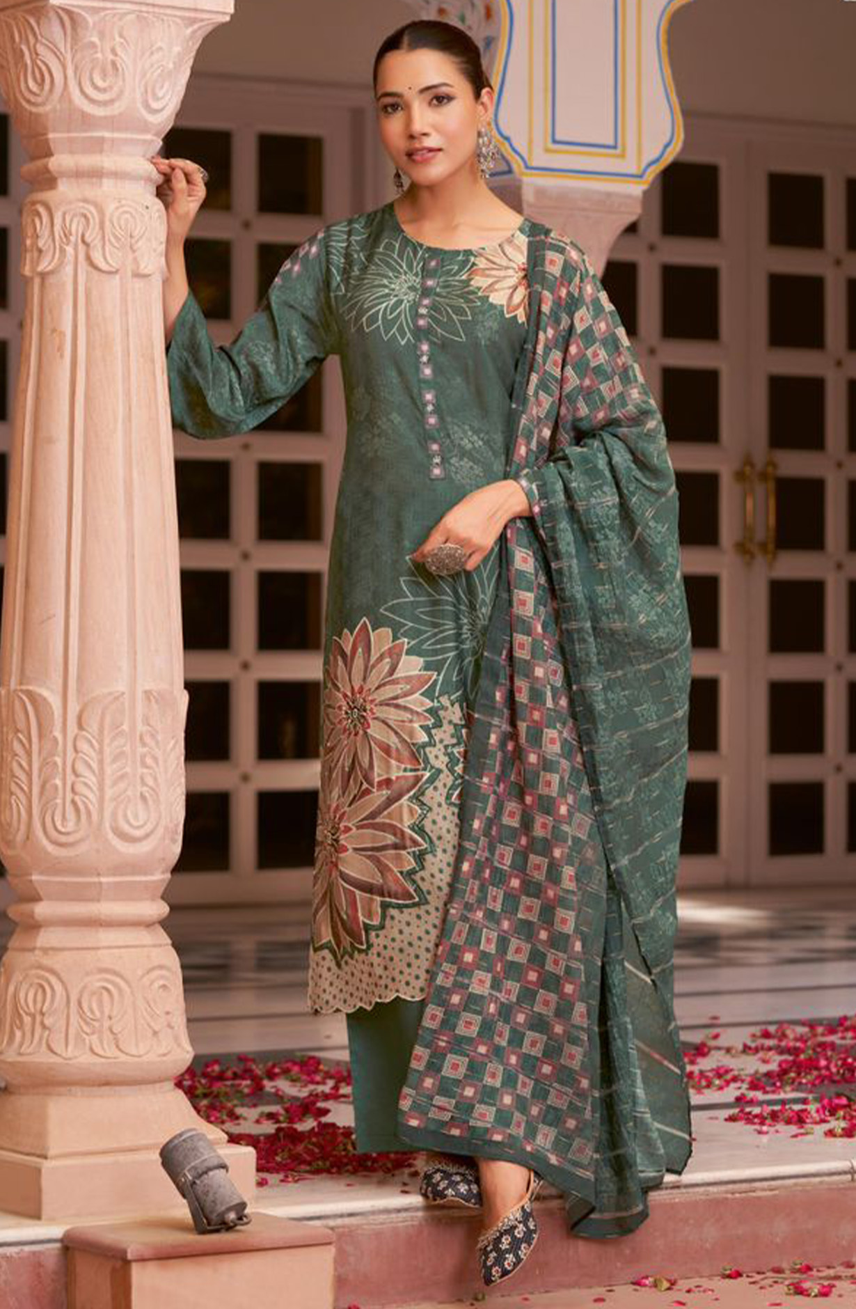 Green Muslin Silk Digital Printed Suit Set with Dupatta - HAN3067