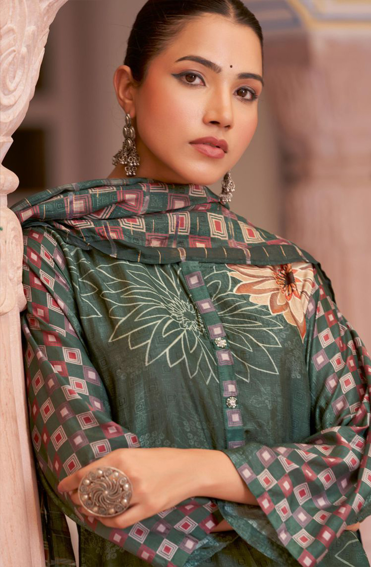 Green Muslin Silk Digital Printed Suit Set with Dupatta - HAN3067