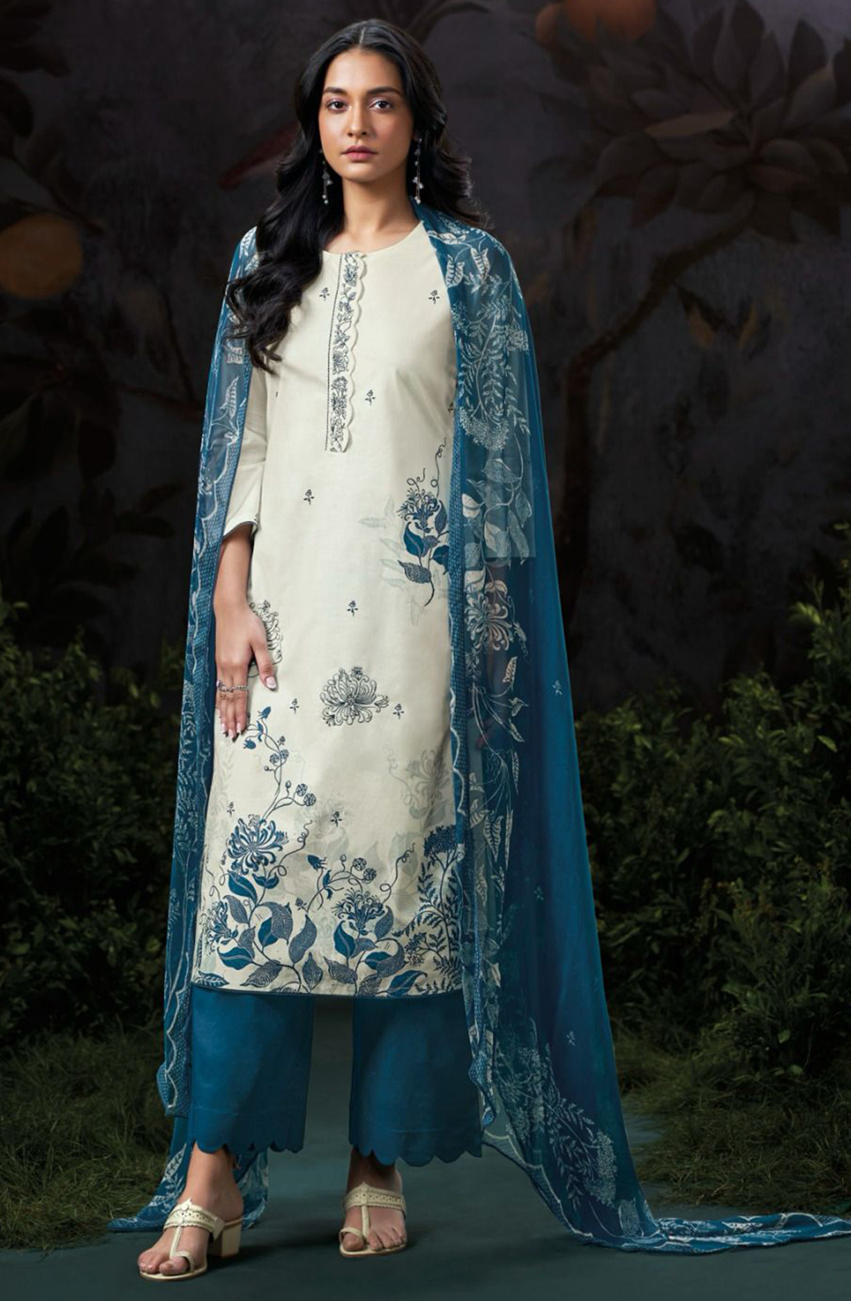 Cotton Suit Set with Pure Chiffon Dupatta - HAYS3267D