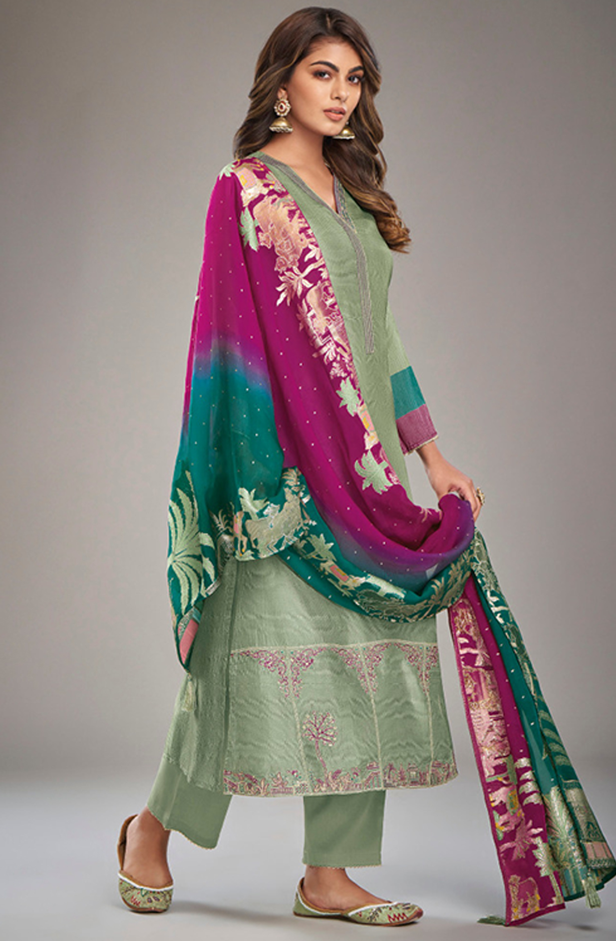 Embroidered Russian Silk Digital Printed suit with Jacquard Silk Organza Dupatta- HEN5871C