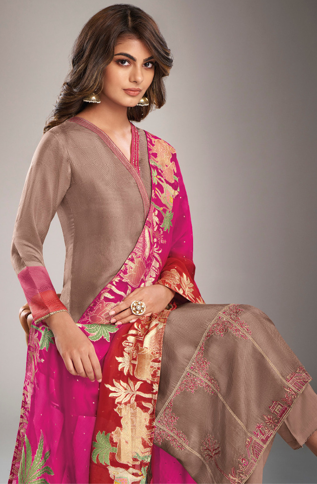 Embroidered Russian Silk Digital Printed suit with Jacquard Silk Organza Dupatta- HEN5871D