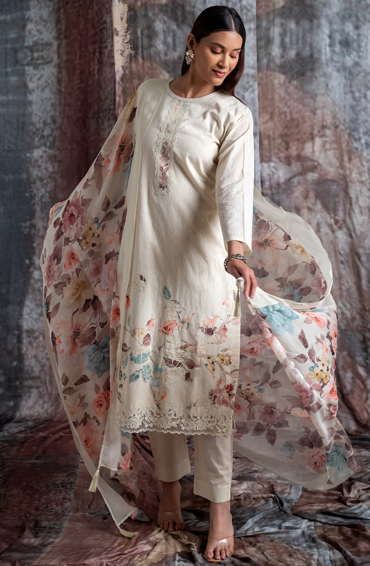 Cotton Suit Set with Beautiful Organza Dupatta - HUM2399B