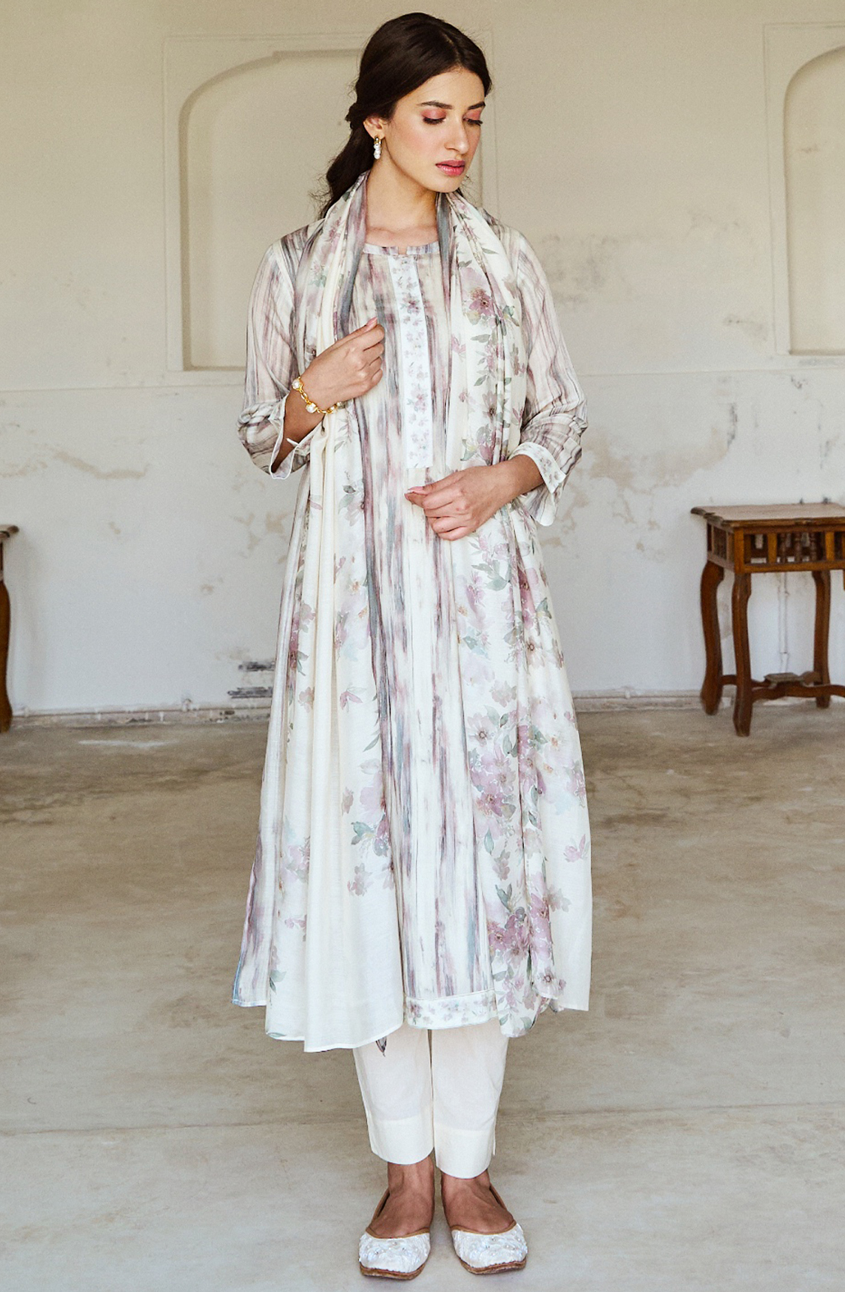 Cotton Suit set with Muslin Dupatta - IRAW2206A