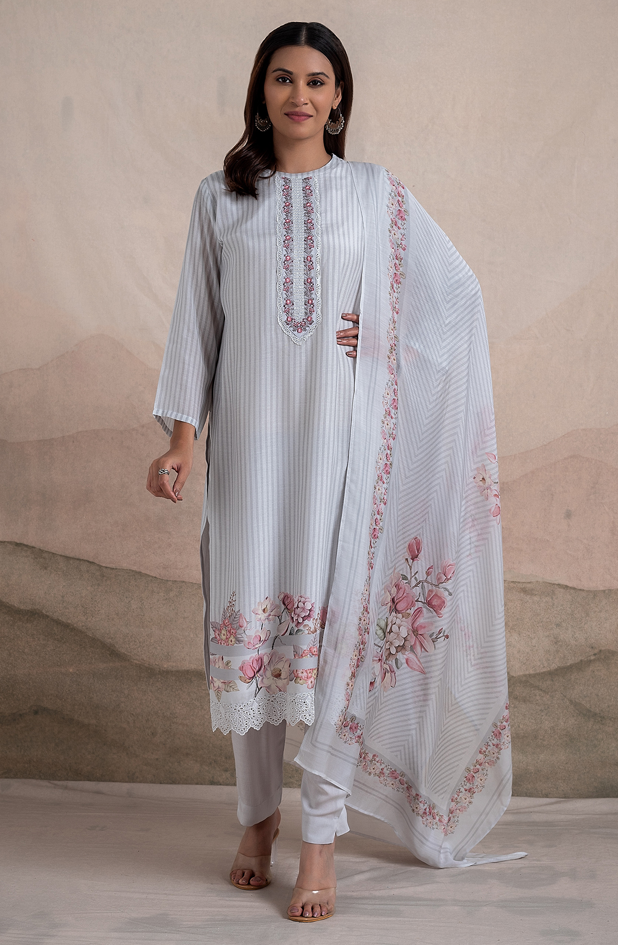 Grey Exclusive Beautiful Pure Muslin Unstitched Salwar Suit Dupatta - ITH2257B