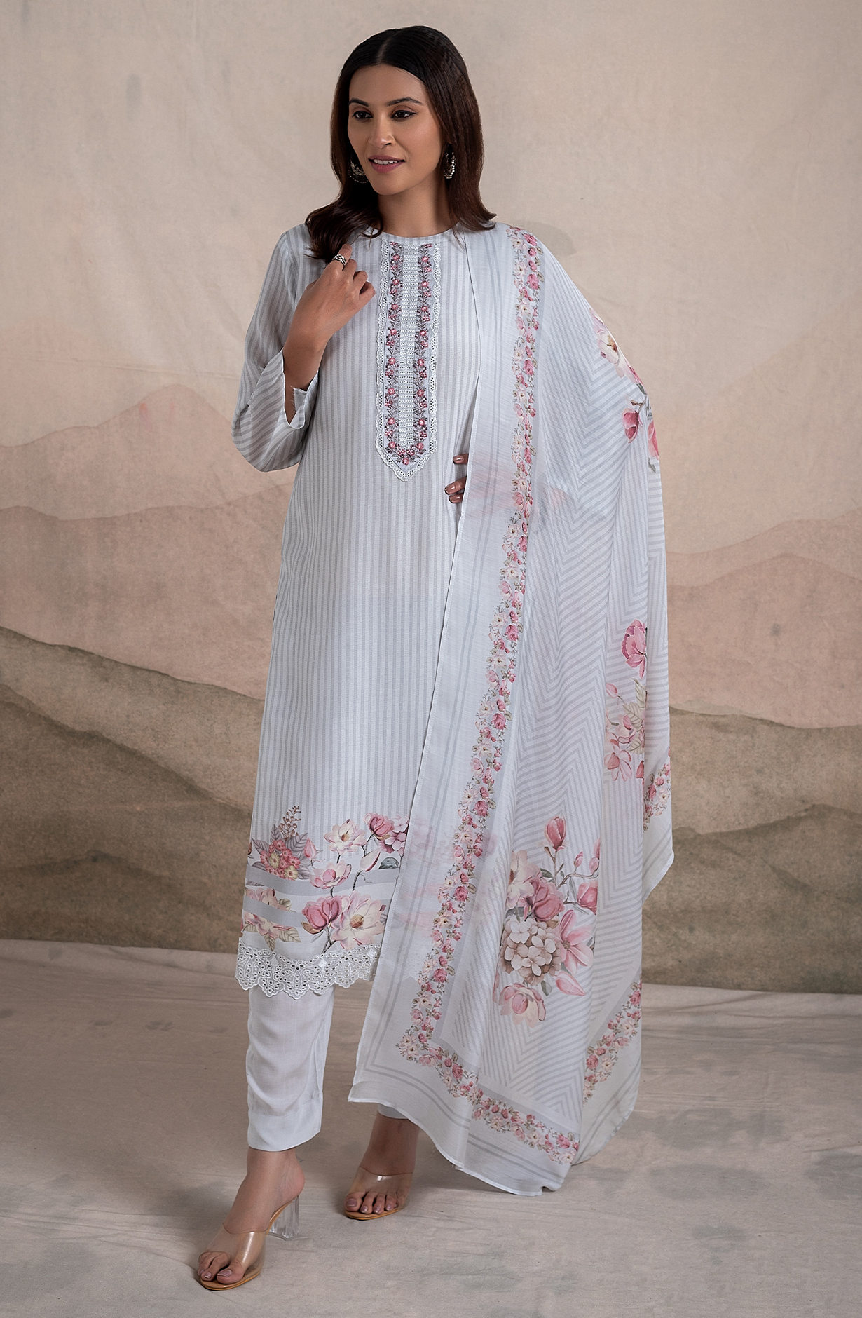 Grey Exclusive Beautiful Pure Muslin Unstitched Salwar Suit Dupatta - ITH2257B