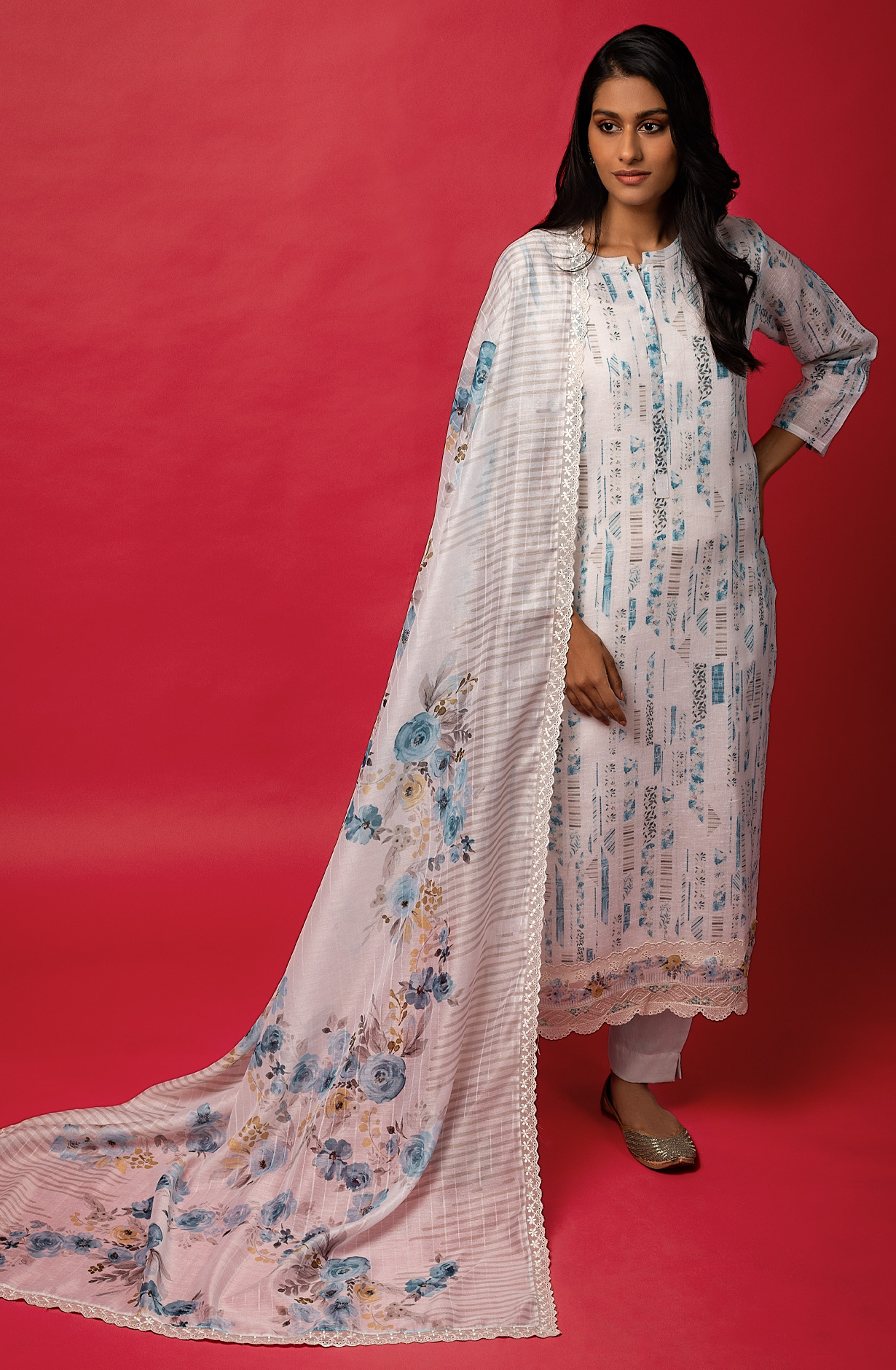 Off-White Linen Exclusive Digital Print Suit-sets - IVO1795C