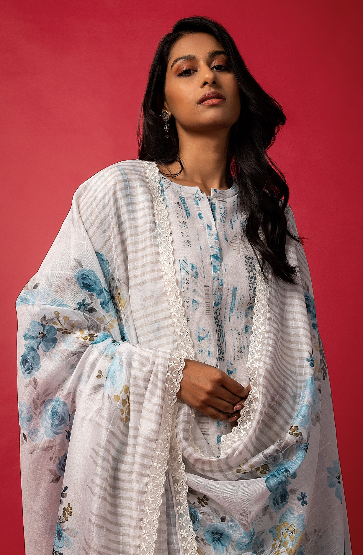 Off-White Linen Exclusive Digital Print Suit-sets - IVO1795C