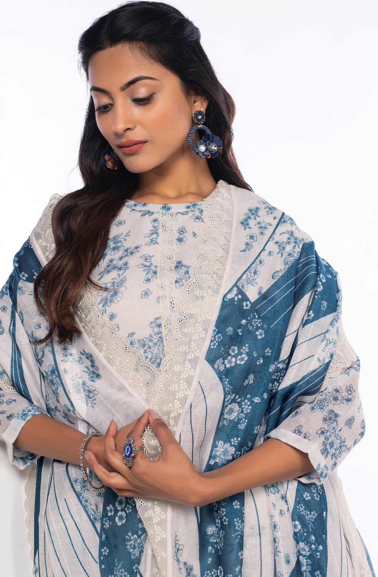 Off-White Blue Linen Exclusive Digital Printed Salwar Suit-set - JAS1748