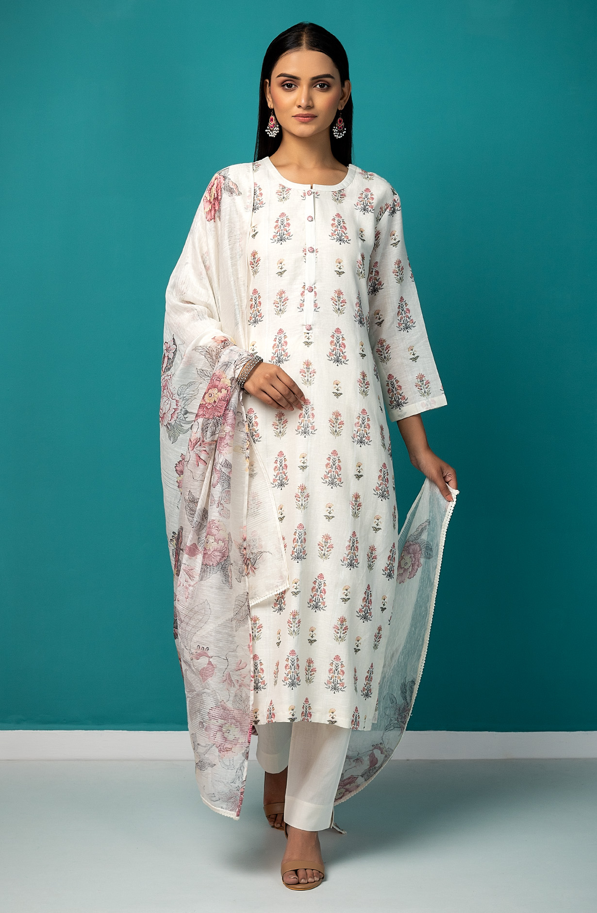 Off-white Linen Digital Printed Exclusive Salwar Kameez - KEH1883