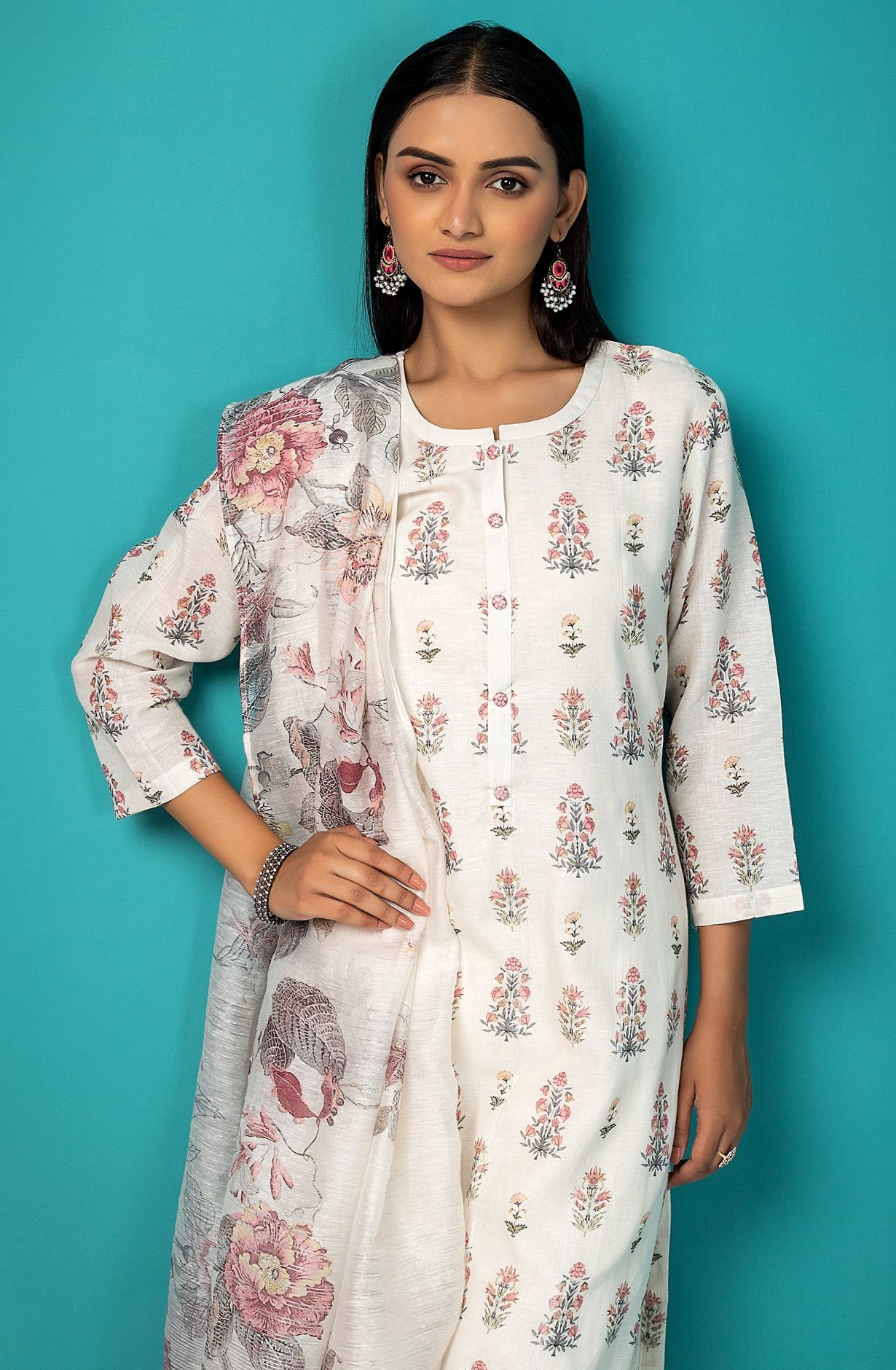 Off-white Linen Digital Printed Exclusive Salwar Kameez - KEH1883