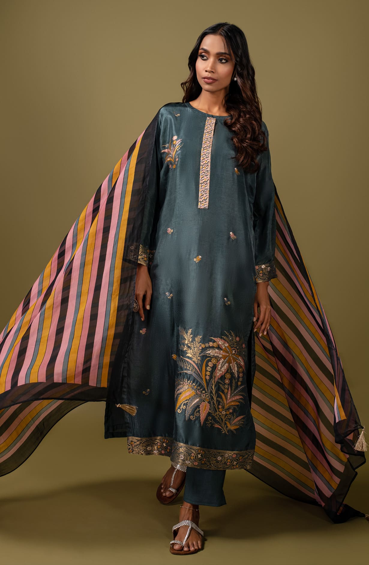 Grey Silk Exclusive Unstitched Salwar Kameez Suit-set with Organza Dupatta - KET1640B