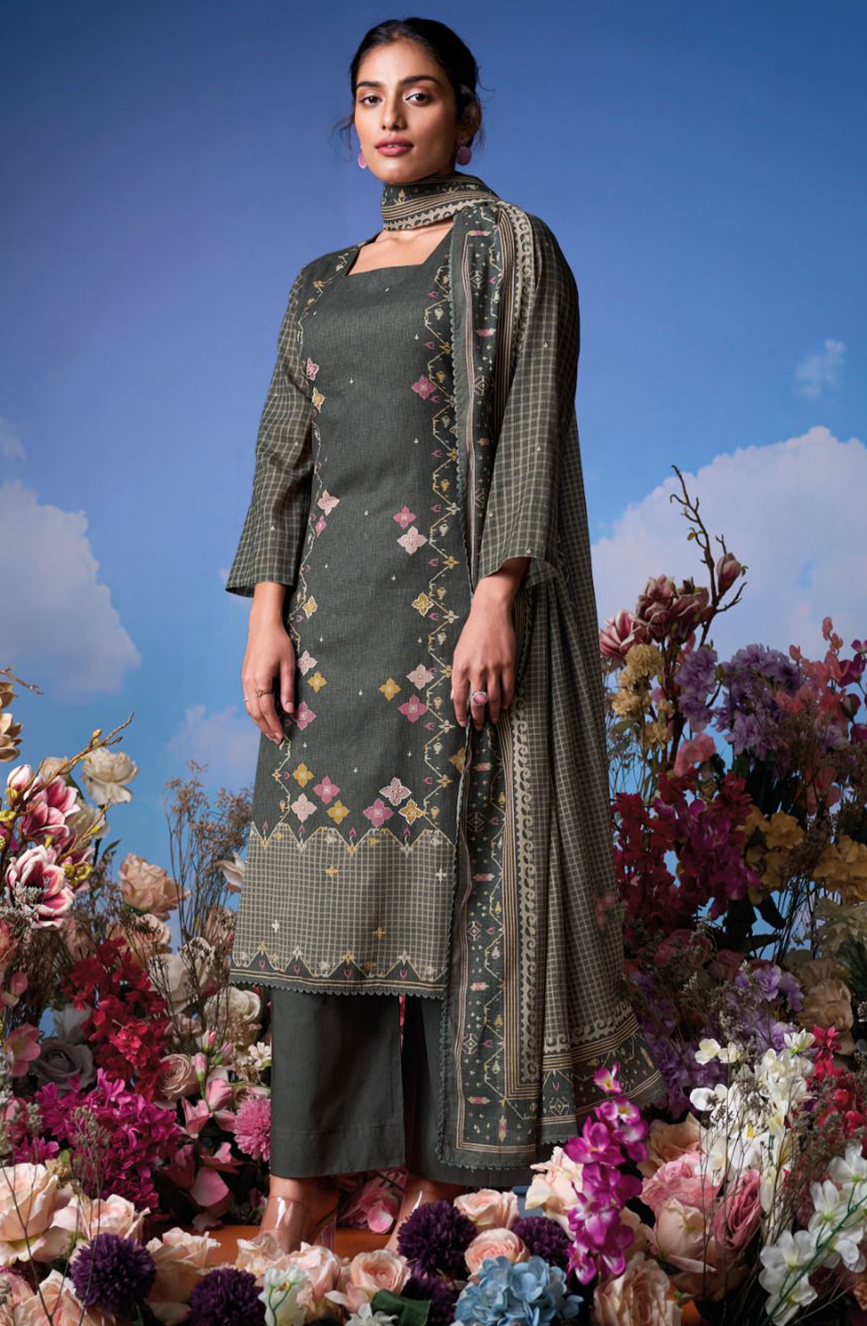 Dark Grey Mul Cotton Suit Set with Mul Cotton Printed Dupatta- KOYS3592A