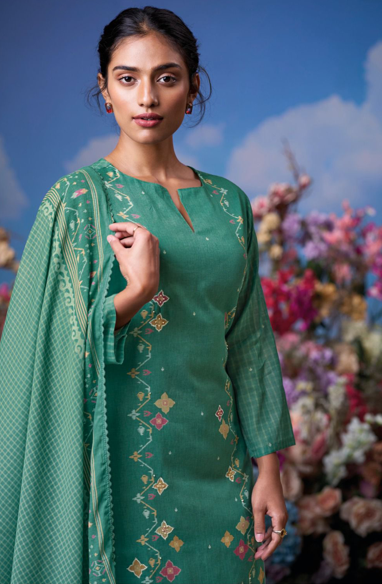 Green Mul Cotton Suit Set with Mul Cotton Printed Dupatta- KOYS3592B