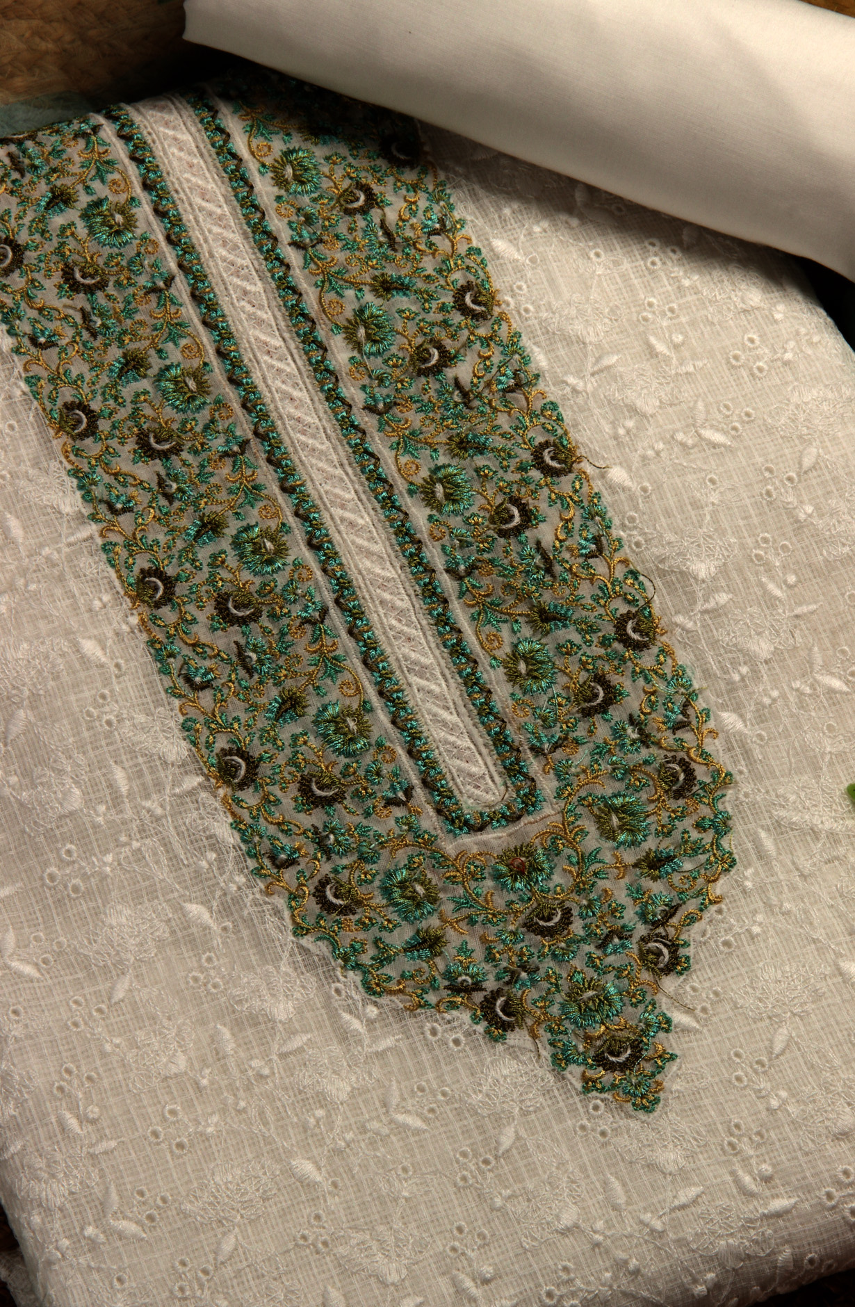 White Kota Beautiful Chikankari Embroidered Suit with Chiffon Dupatta - LEK1743