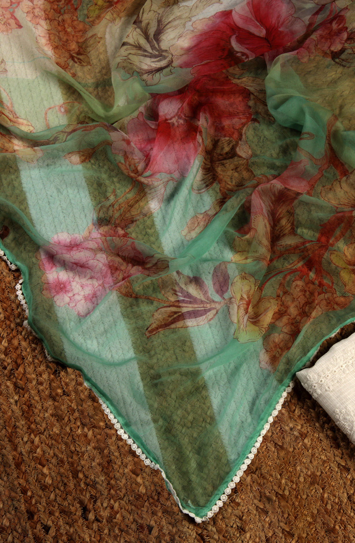 White Kota Beautiful Chikankari Embroidered Suit with Chiffon Dupatta - LEK1744