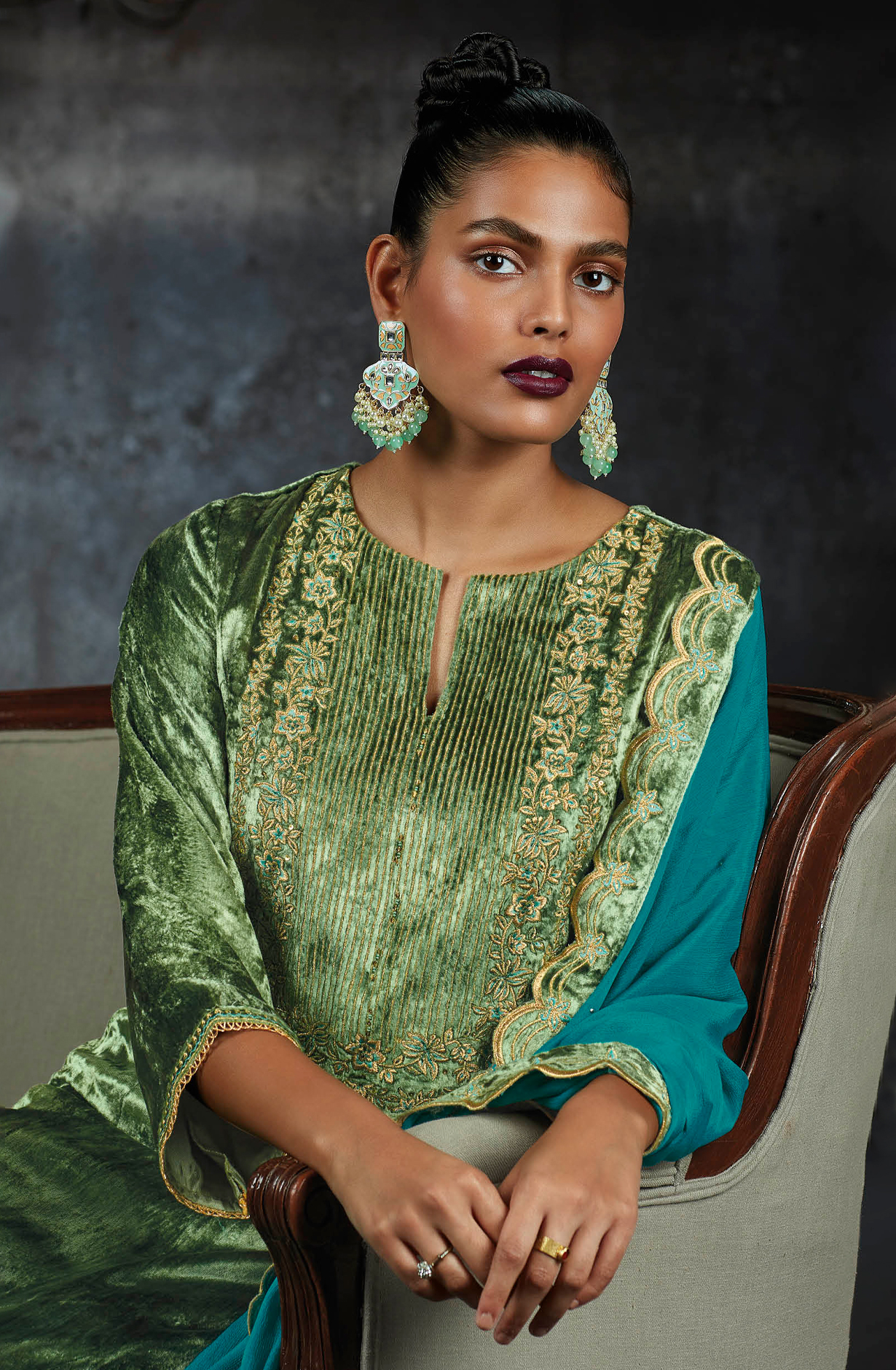 Green Pure Velvet Designer Unstitched Salwar Suit - LUNC1195