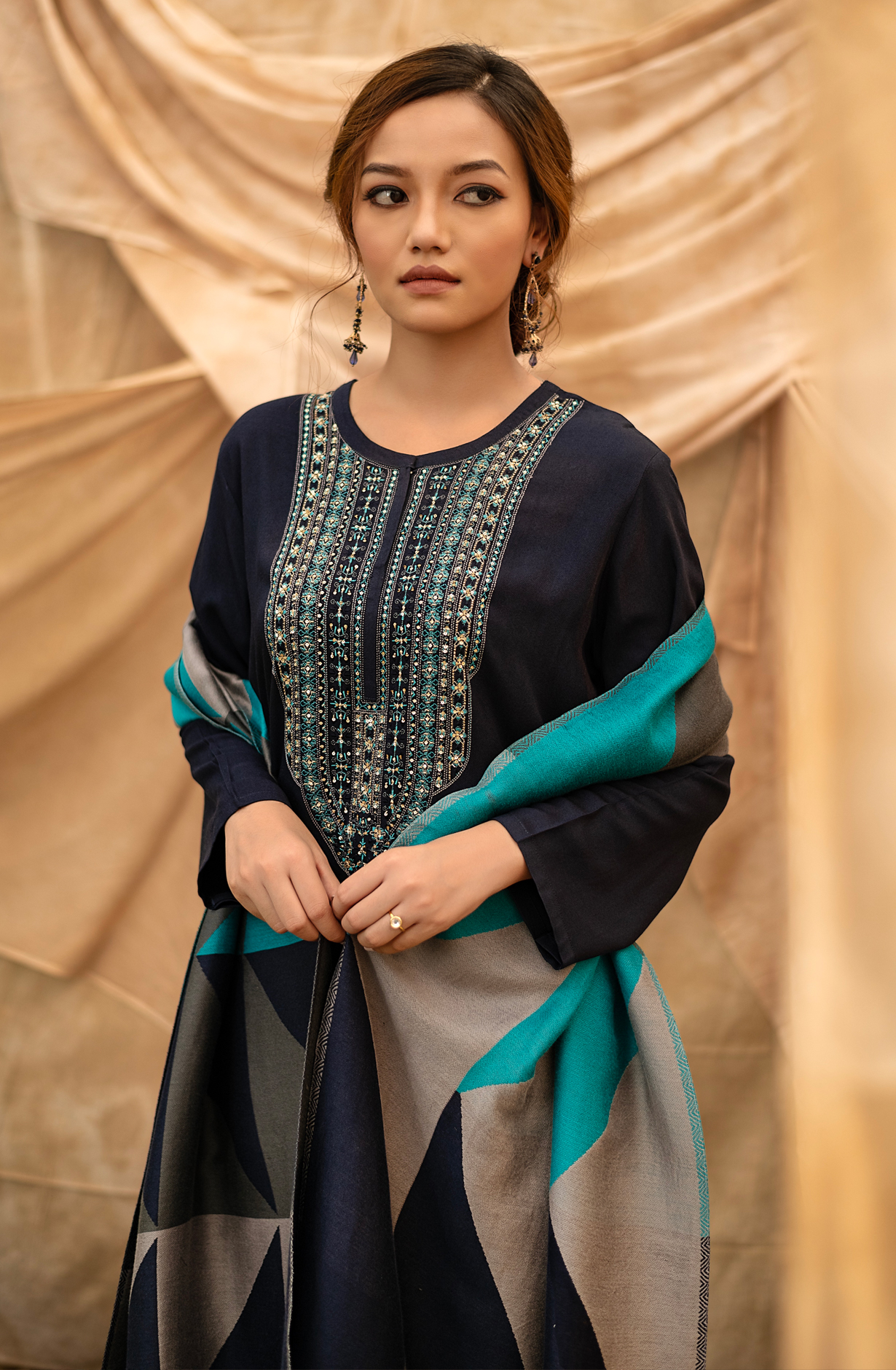 Blue Pure Pashmina Unstitched Salwar Suit with Stole Dupatta - MAN5629