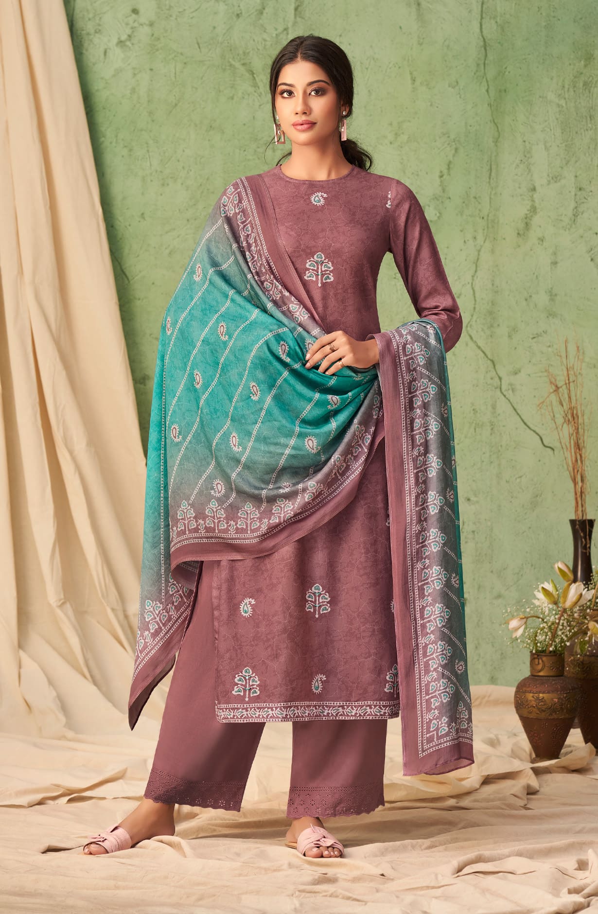 Mauve Spun Winterwear Unstitched Salwar Suit-set -NAU8262