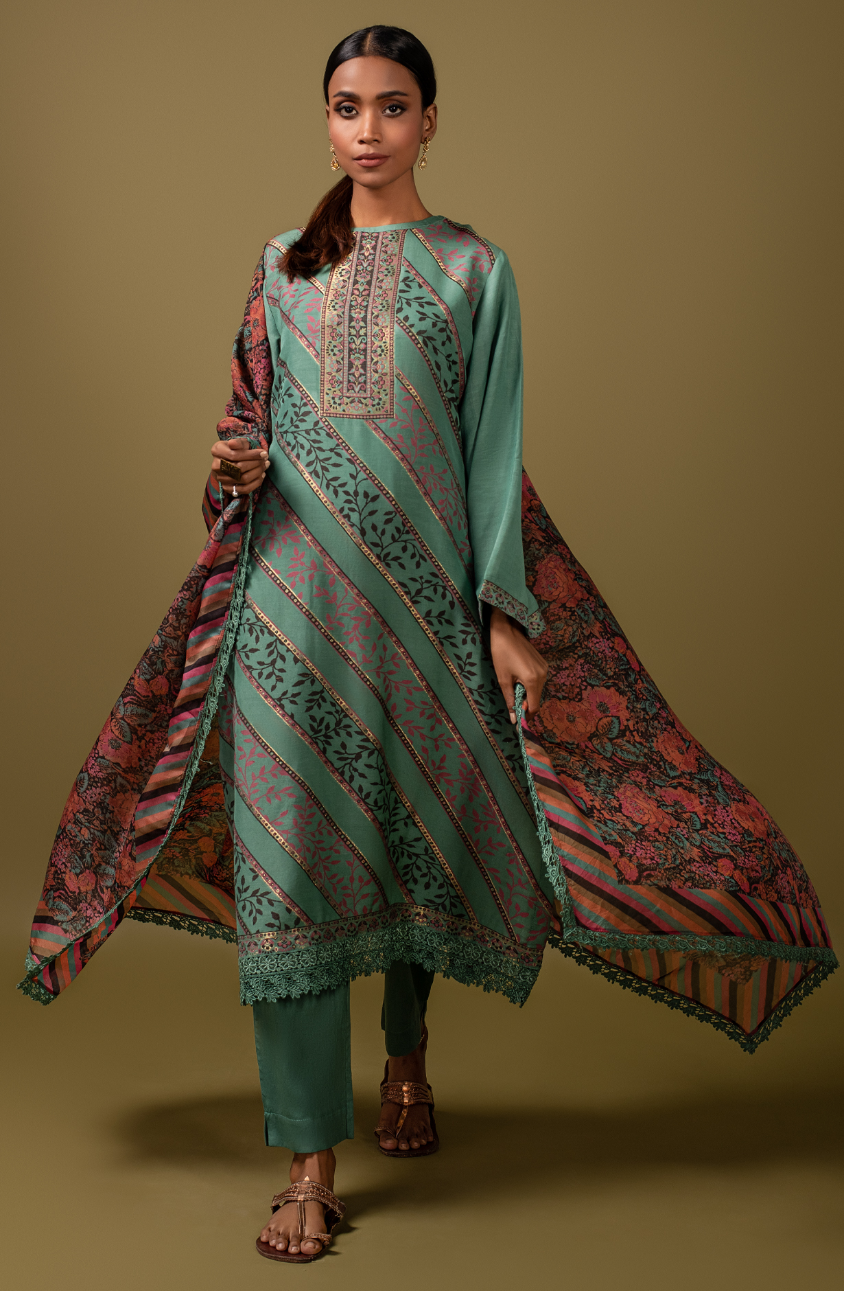 Green Linen Silk Exclusive Salwar Kameez with Organza Dupatta - MED1635B